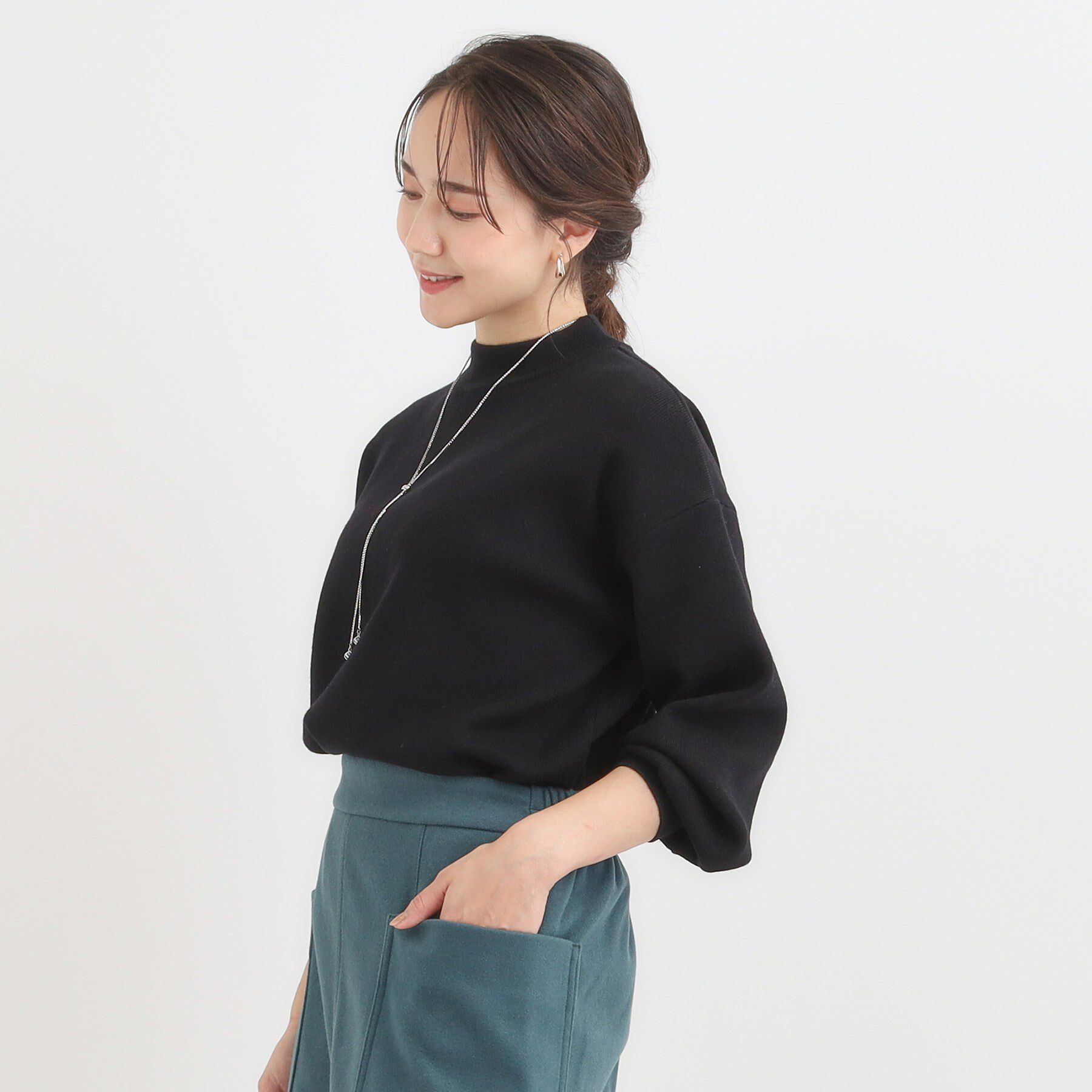 SHOO･LA･RUE「【洗える/毛玉レス】表面がきれいなハイネックバックスリットニット」|ニット・セーター|