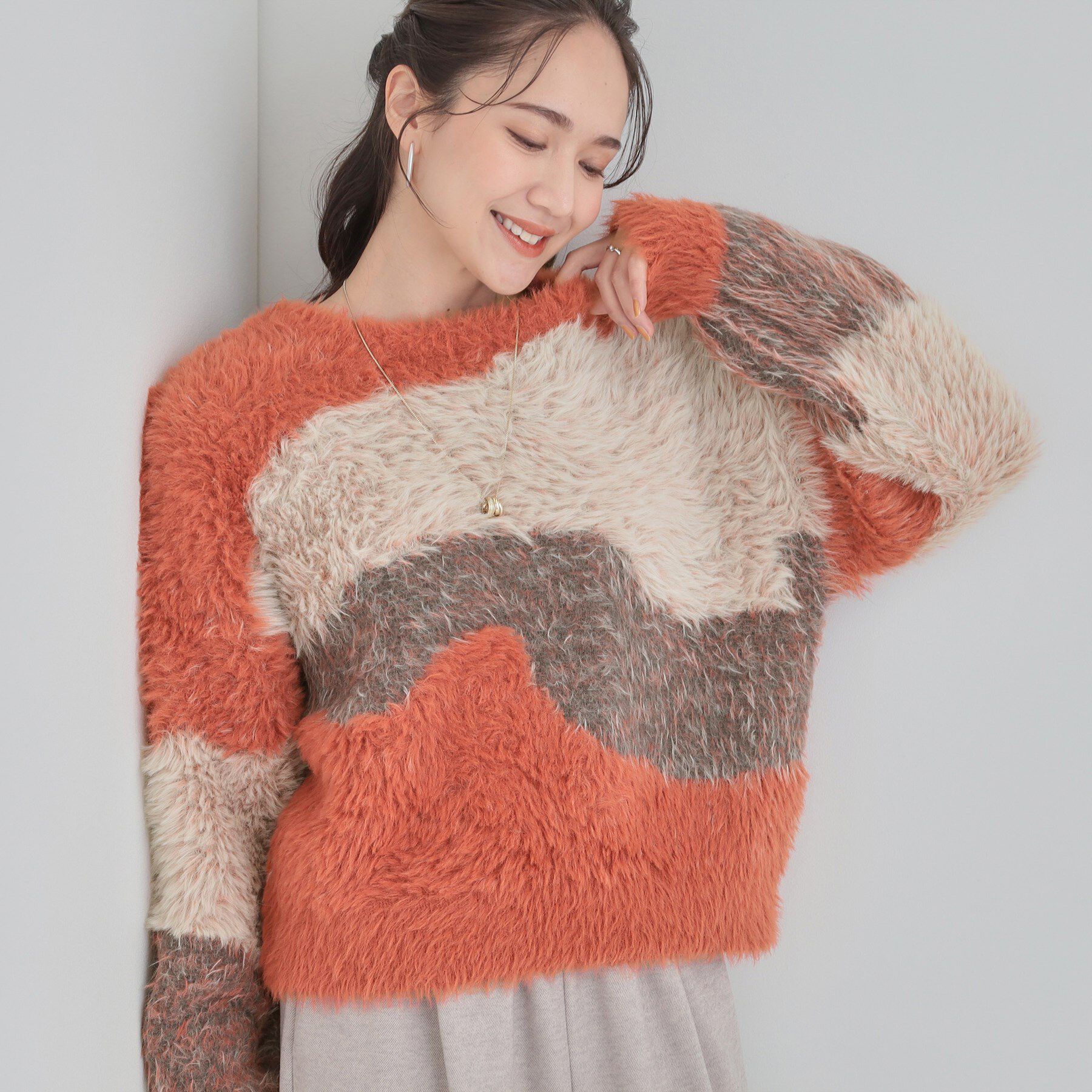 SHOO･LA･RUE「【選べる4柄】ふわふわ ロングフェザーニット」|ニット・セーター|オレンジ(567)