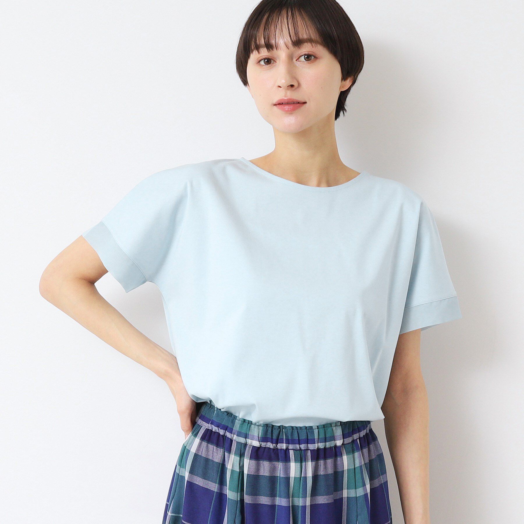 Dessin「【接触冷感・洗える】美光沢カットソーゆったりシルエット」|Tシャツ・カットソー|