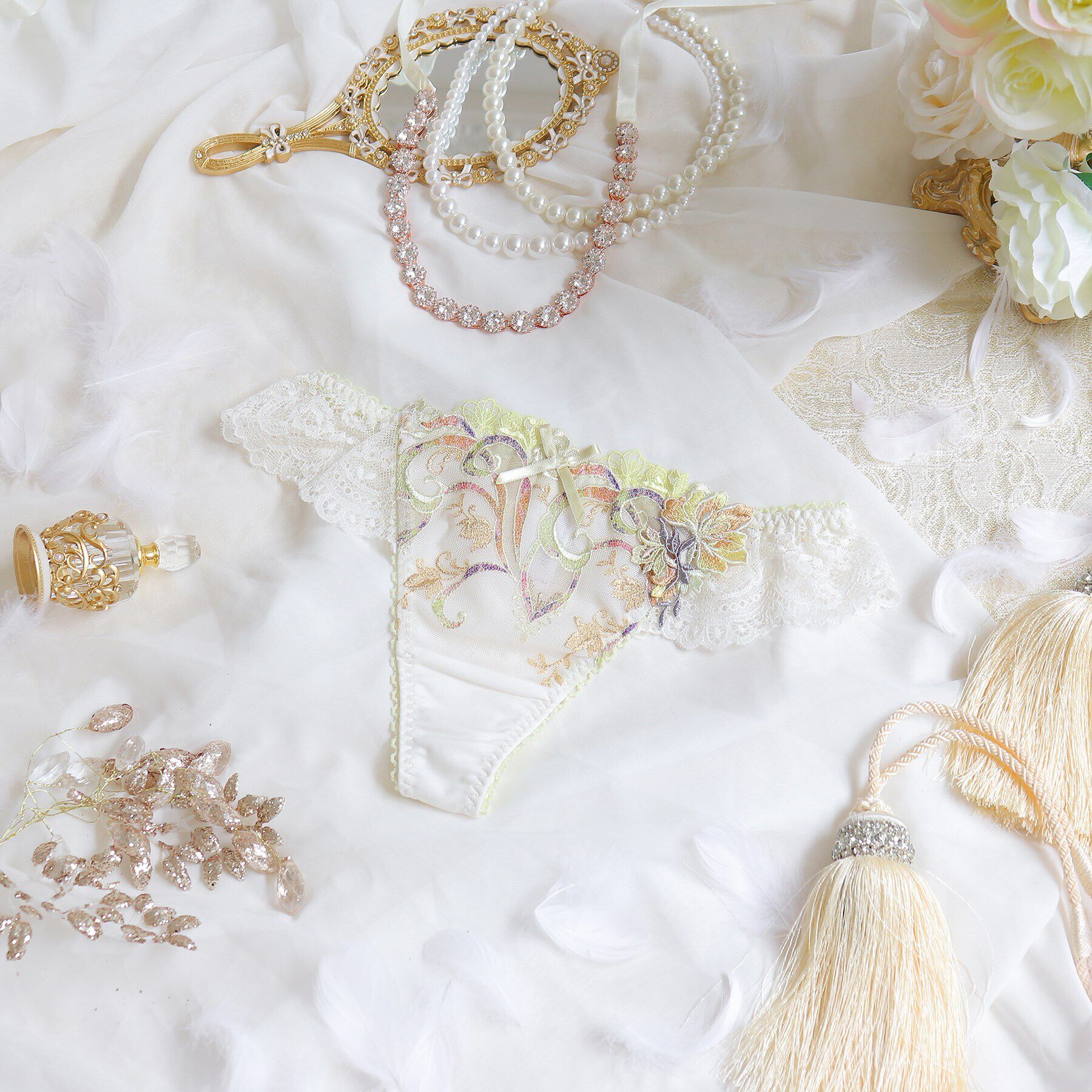 Risa Magli「シトリン Tバックショーツ」|インナー|ゴールド(007)