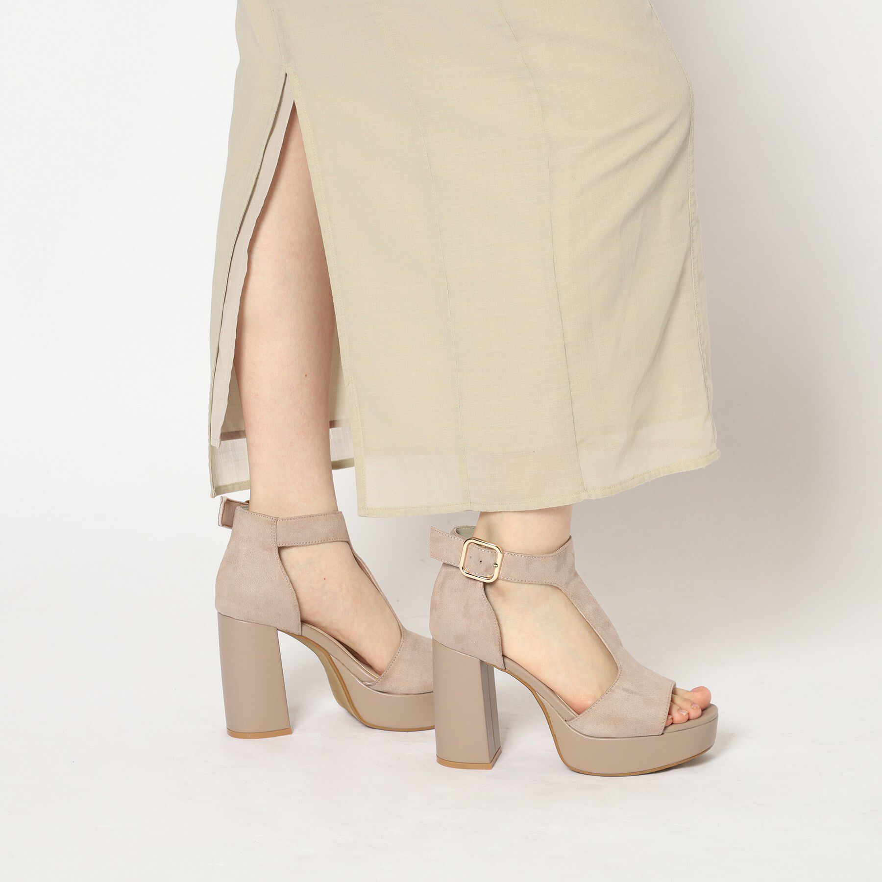 ESPERANZA「Tストラップスクエアサンダル」|サンダル|