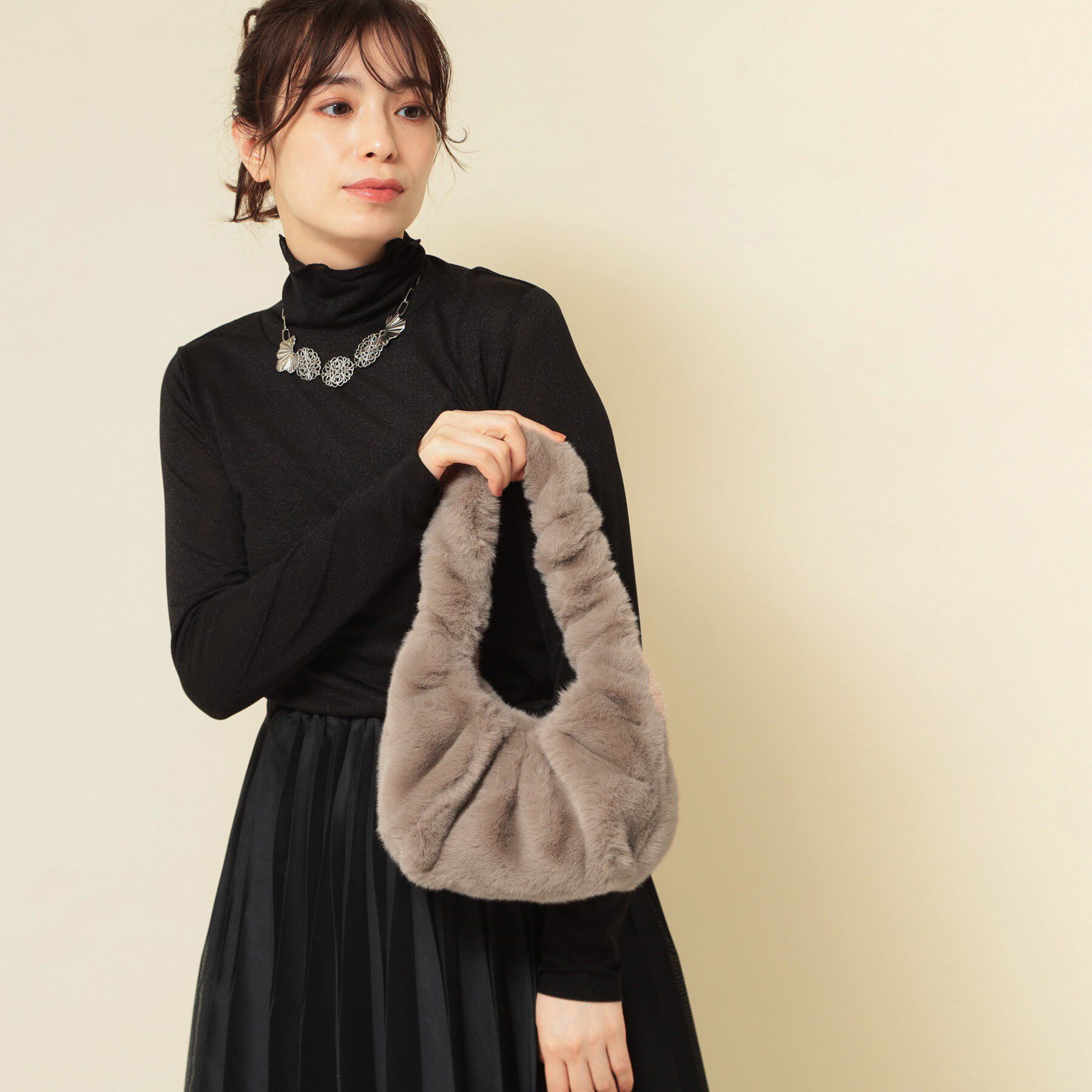 SunaUna「フェイクファーバッグ」|ショルダー・メッセンジャー|