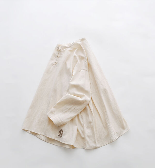 オオカミとフクロウ「オオカミと静かな夜の余白と」|シャツ・ブラウス|