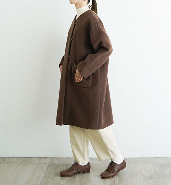 オオカミとフクロウ「オオカミとシロクマのヴィーカ&ldquo;ロングメルトン&rdquo;」|ノーカラーコート|