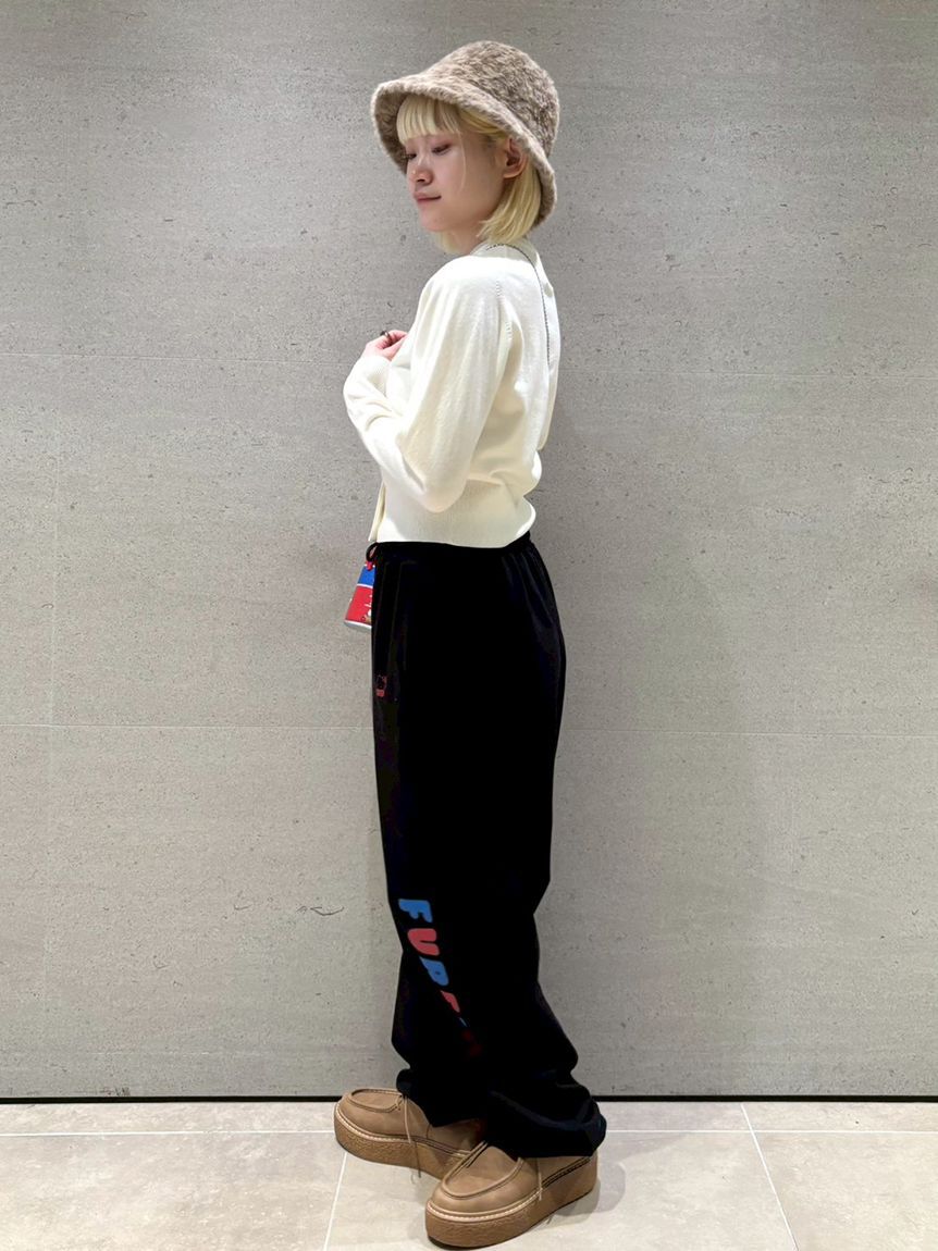 FURFUR「HELLO KITTYスウェットパンツ」|チノ|