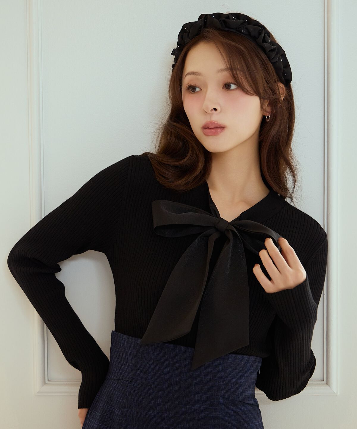 アンドクチュール「リボンボウタイ付きリブプルオーバー」|ニット・セーター|