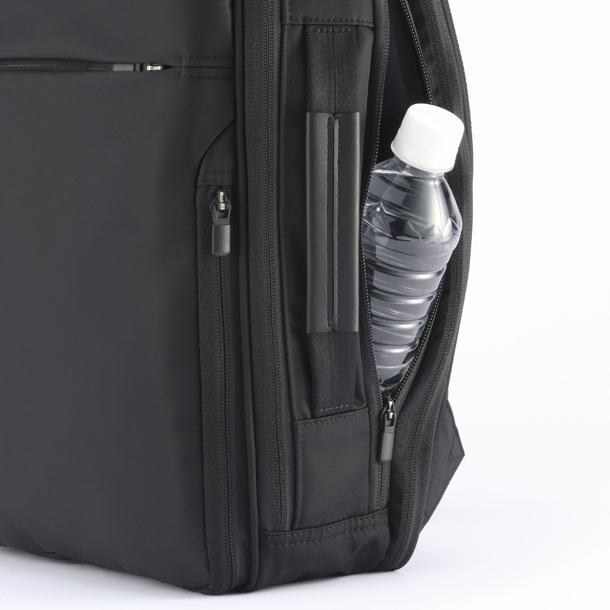 ace.「ace.／エース ガジェタブルR リュック 14リットル A4ファイル／14.0インチPC対応 68002」|リュック|