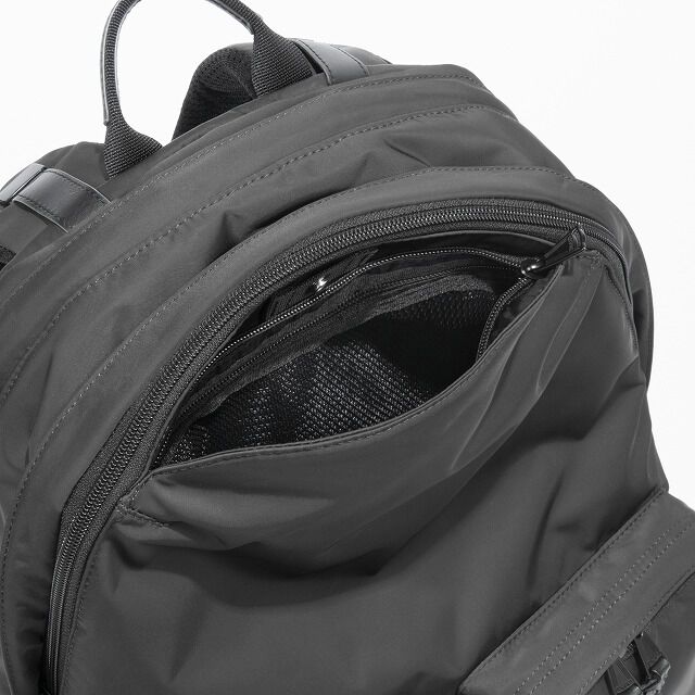 UNTRACK「UNTRACK CITY/DS リュックサック デイパックM 60215」|リュック|