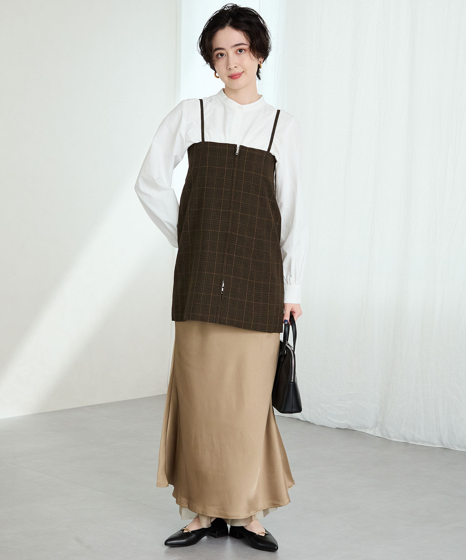 ORiental TRaffic「【WEB限定】ラインメタルパーツ ポインテッドトゥ パンプス /55304 フラット シンプル」|パンプス|