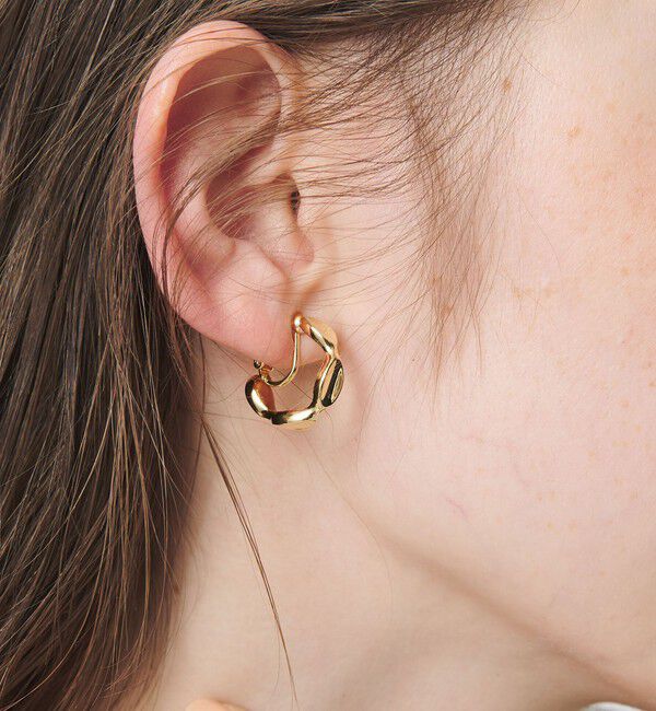 UNITED ARROWS「スカラップ フープイヤリング」|イヤリング|GOLD