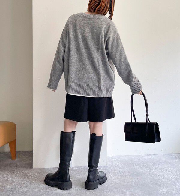 fredy emue「CASHMILE WOOL Vネックプルオーバー（ブローチ付き）」|ニット・セーター|