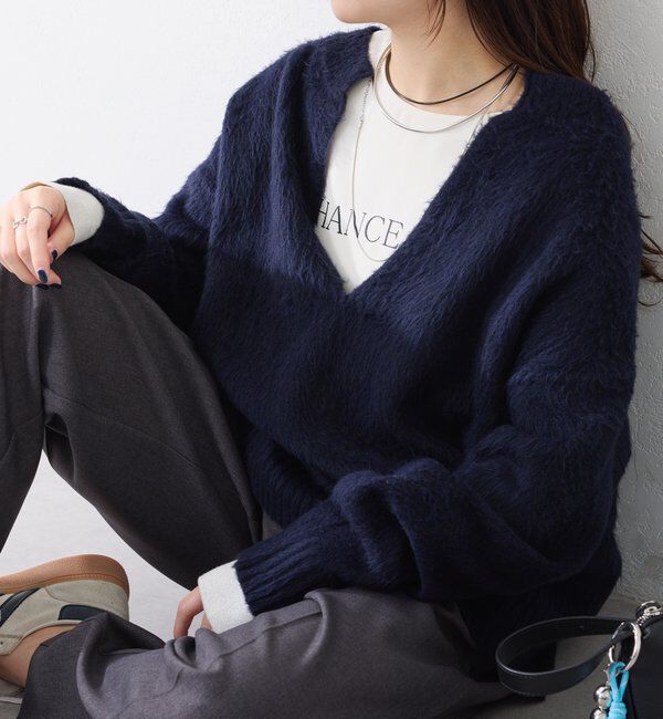  「エアリー深Vニット」|ニット・セーター|