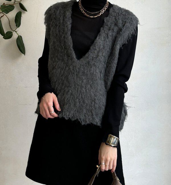  「【REI企画カラーあり】【前後2WAY】シャギーニットベスト」|ニット・セーター|チャコールグレー