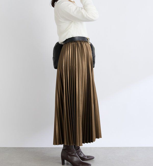  「【リバイバル/ウエストゴムで着やすい】レザーライクプリーツスカート」|スカート|