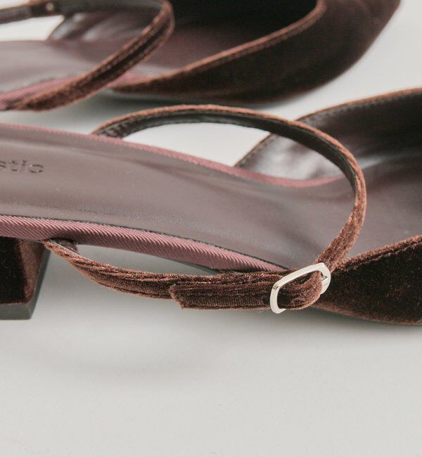  「ポインテッドトゥ ベロアパンプス」|パンプス|