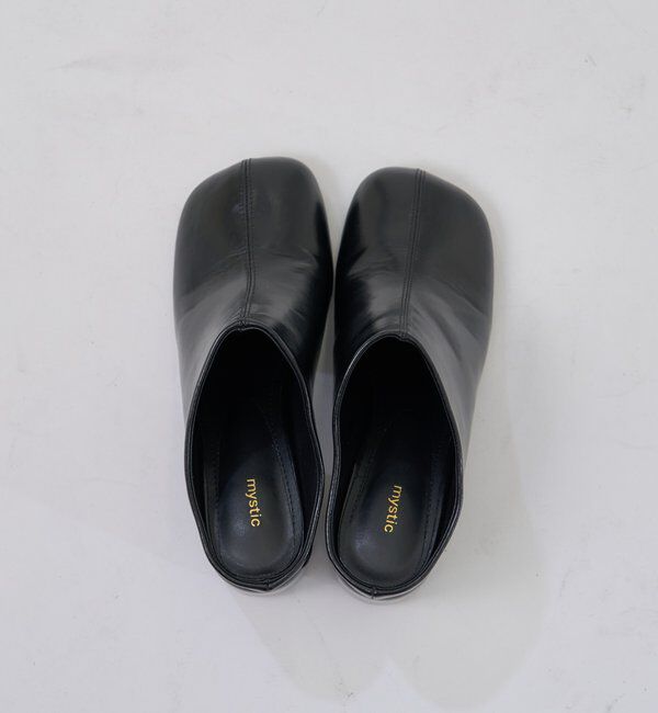  「ラウンドローファー」|その他|