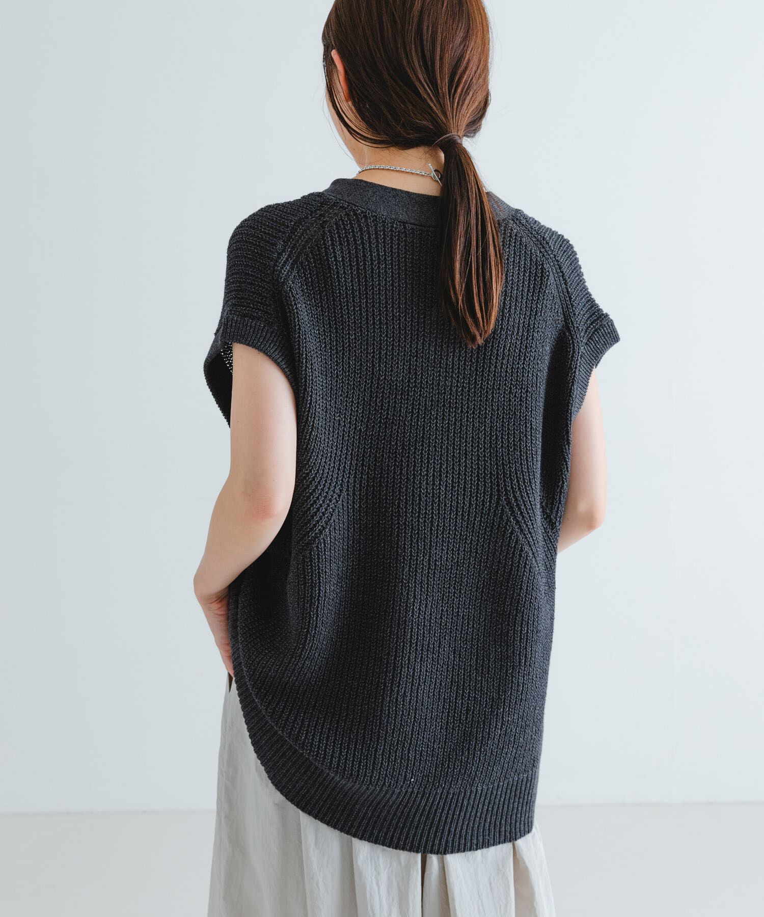 URBAN RESEARCH「ペーパーヤーンチュニックニットベスト」|ベスト・ジレ|