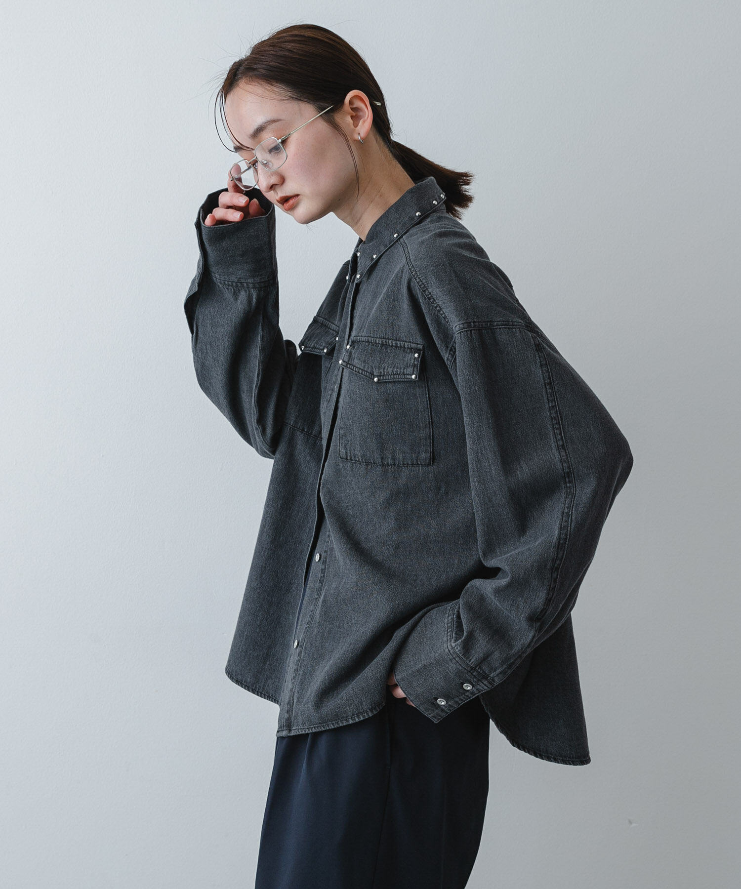 SENSE OF PLACE by URBAN RESEARCH「スタッズデニムシャツ」|シャツ・ブラウス|