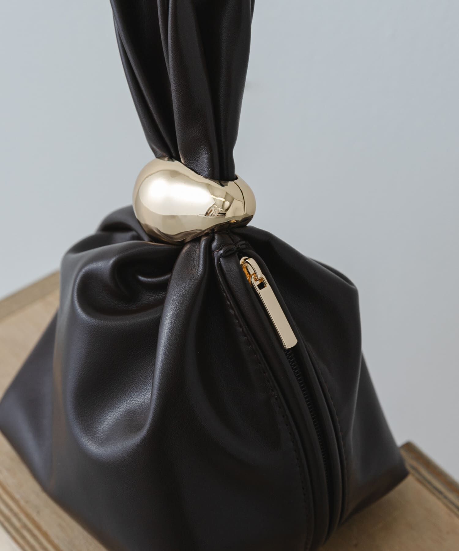 SENSE OF PLACE by URBAN RESEARCH「メタルツキキンチャクバッグ」|ハンドバッグ|