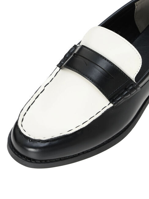 Lugnoncure「コインローファー《2025autumn catalog item》」|その他|