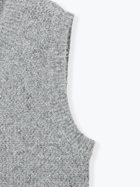 Lugnoncure「ラメ引き揃えニットベスト」|ニット・セーター|