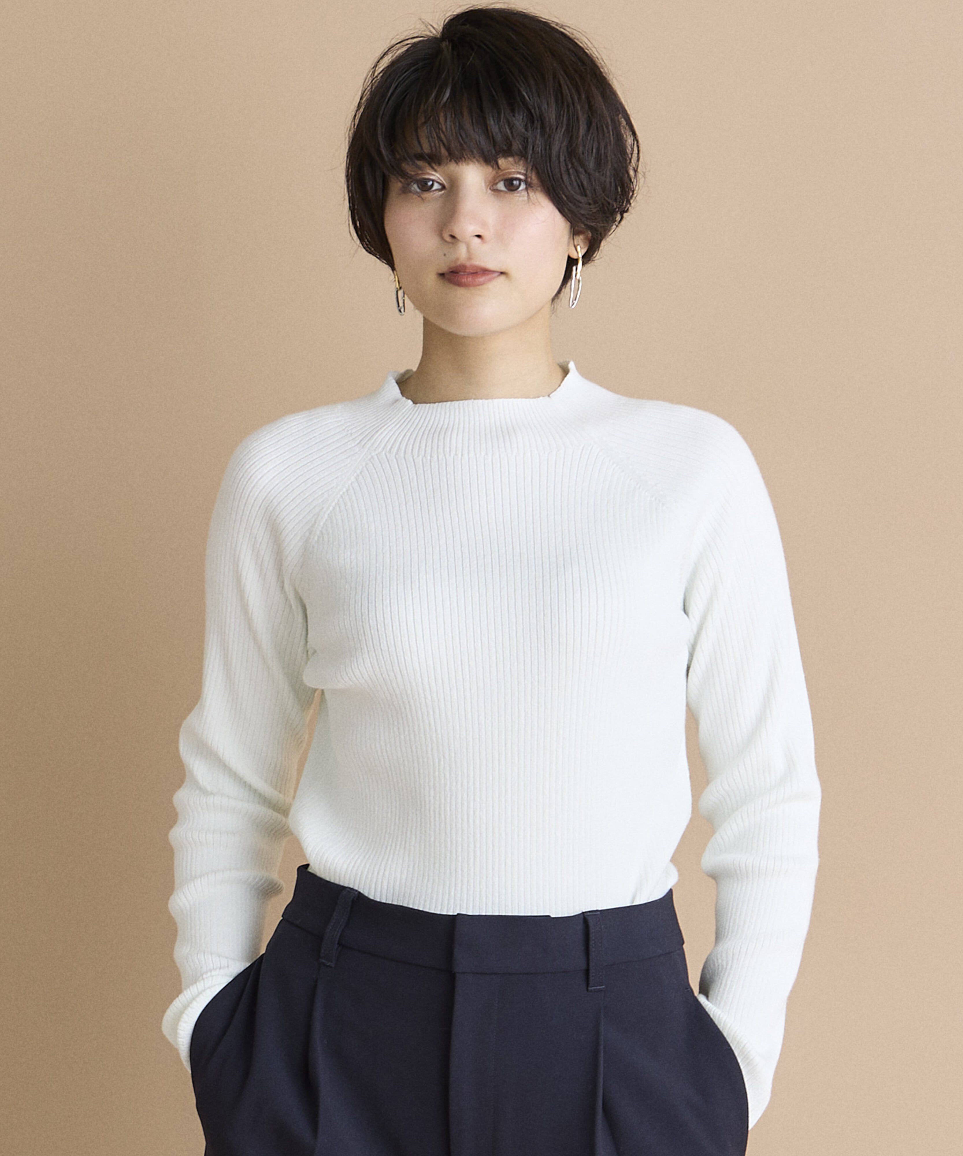 INED「《INED CLARO》スーパーストレッチローネックニット」|ニット・セーター|