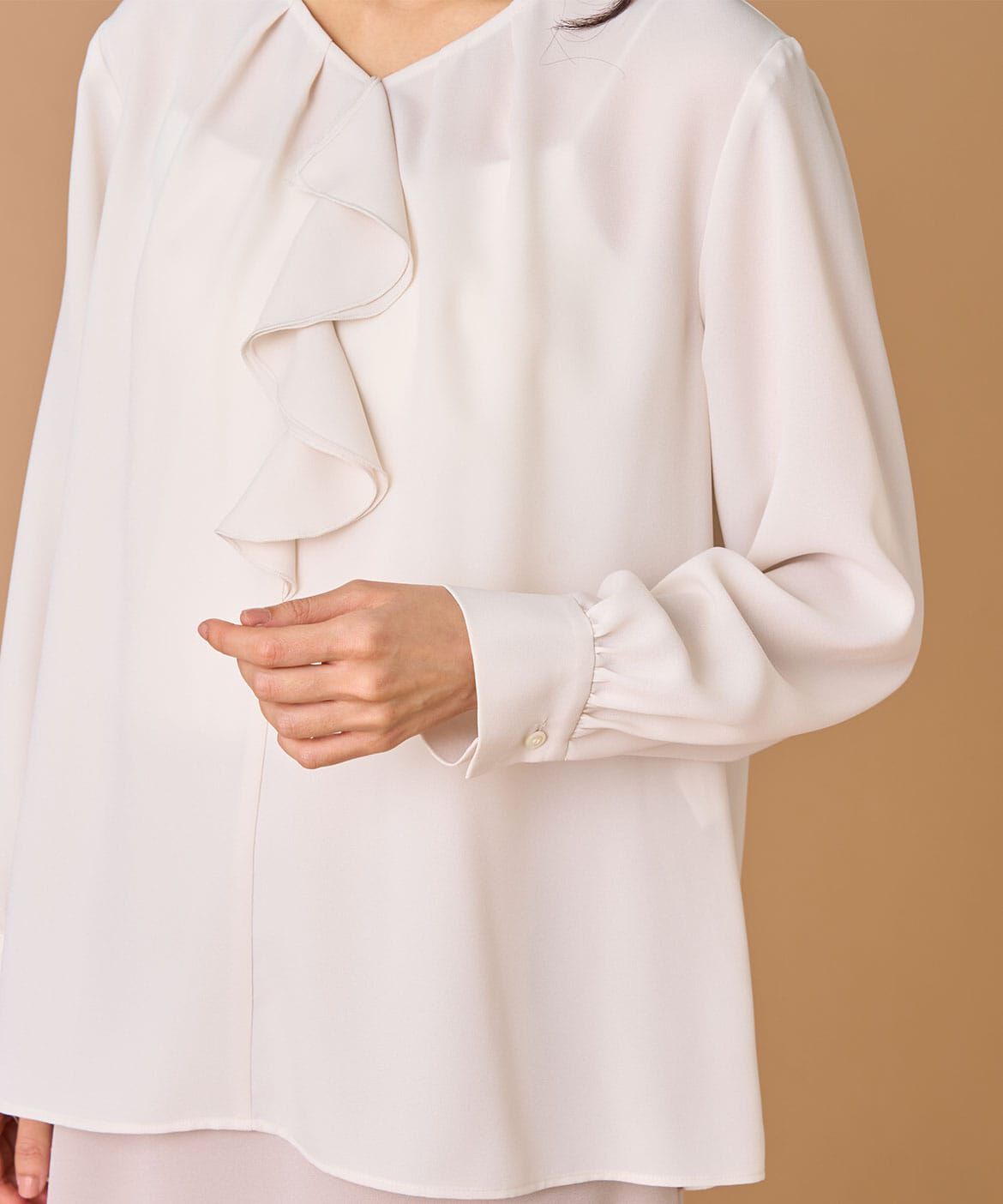 INED「《大きいサイズ》ラッフルブラウス」|シャツ・ブラウス|