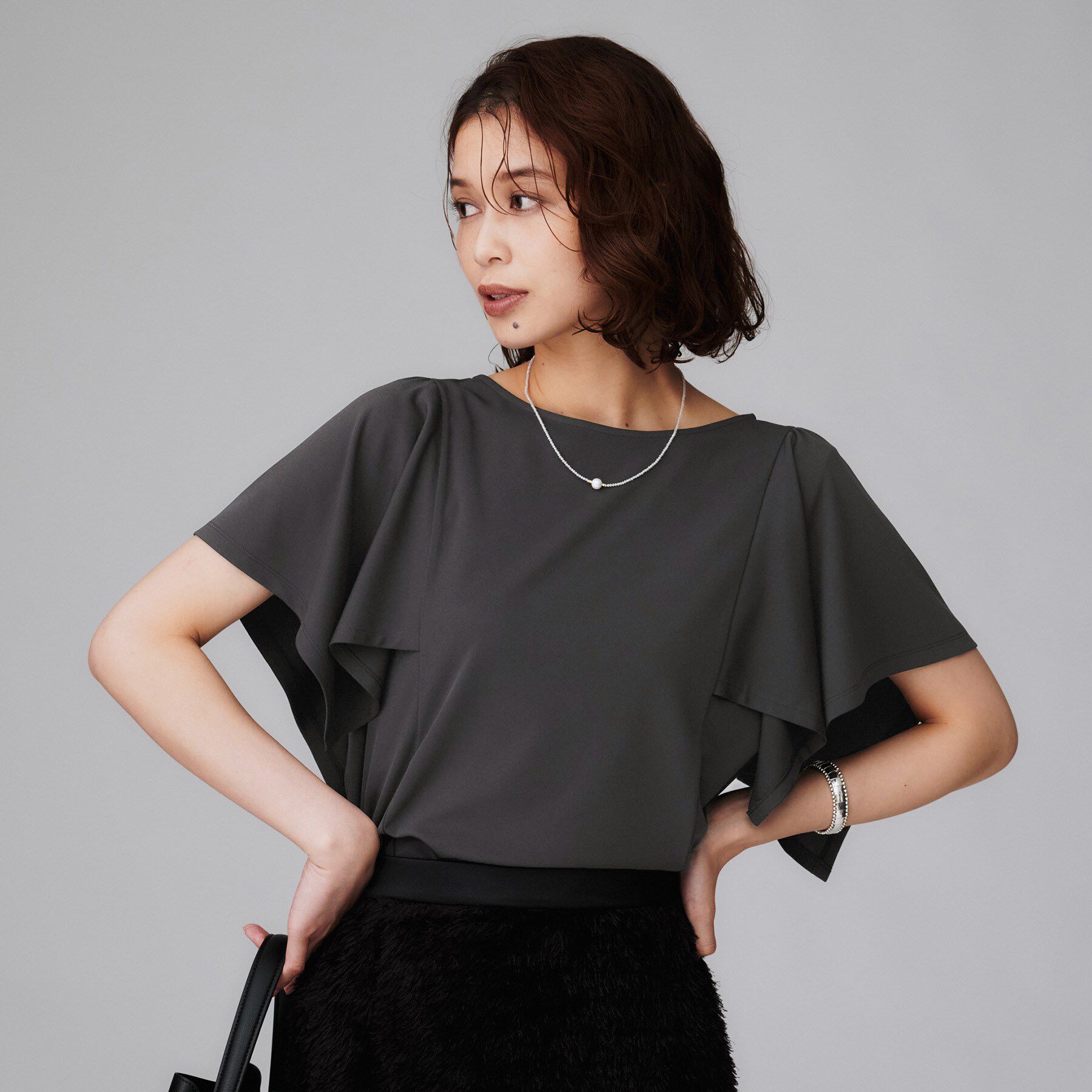 UNTITLED「【きれいめ／接触冷感／日本製】ハンカチスリーブプルオーバー」|Tシャツ・カットソー|チャコールグレー(0