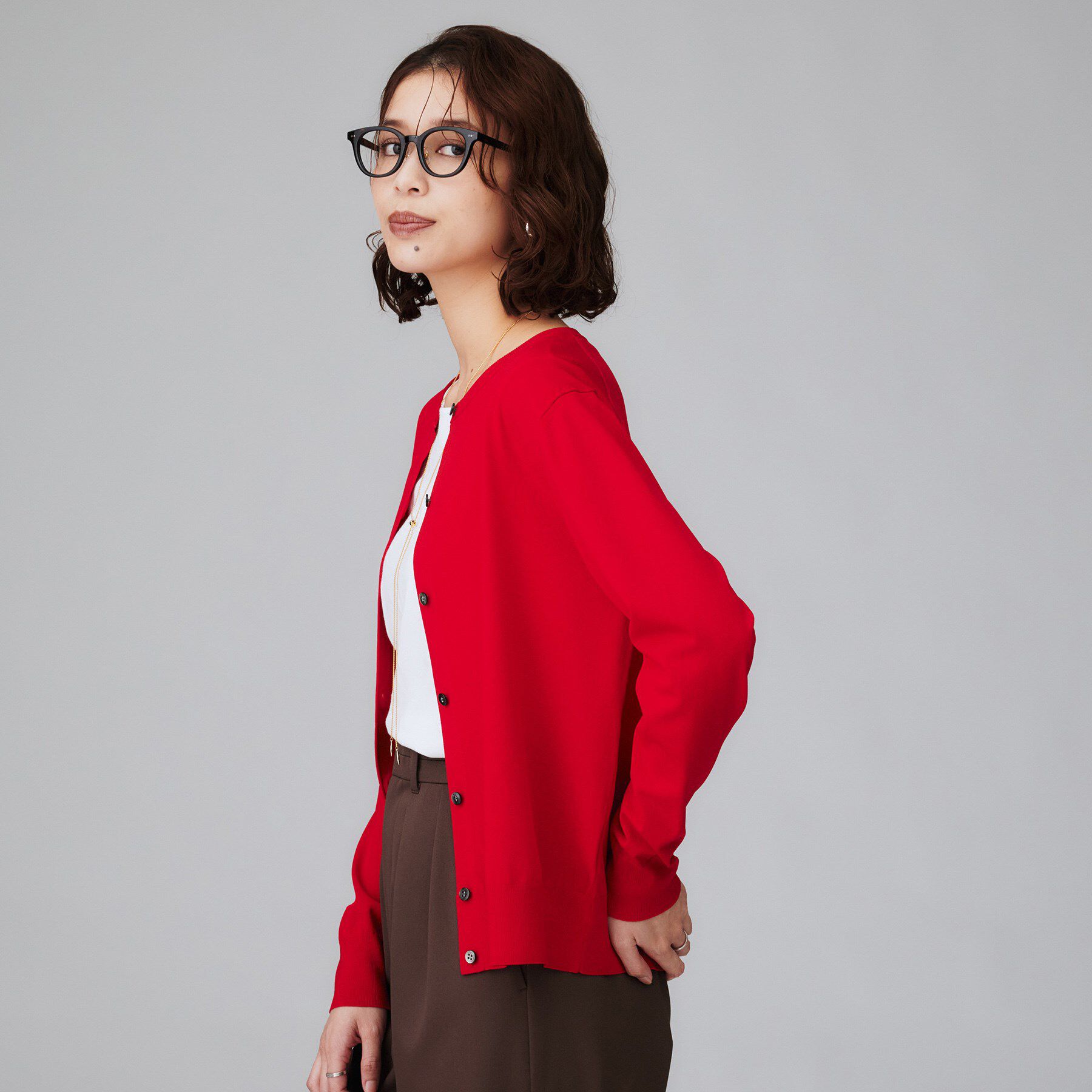 UNTITLED「【朝晩の羽織に/アンサンブル可/薄手】ベーシッククルーネックカーディガン」|カーディガン|