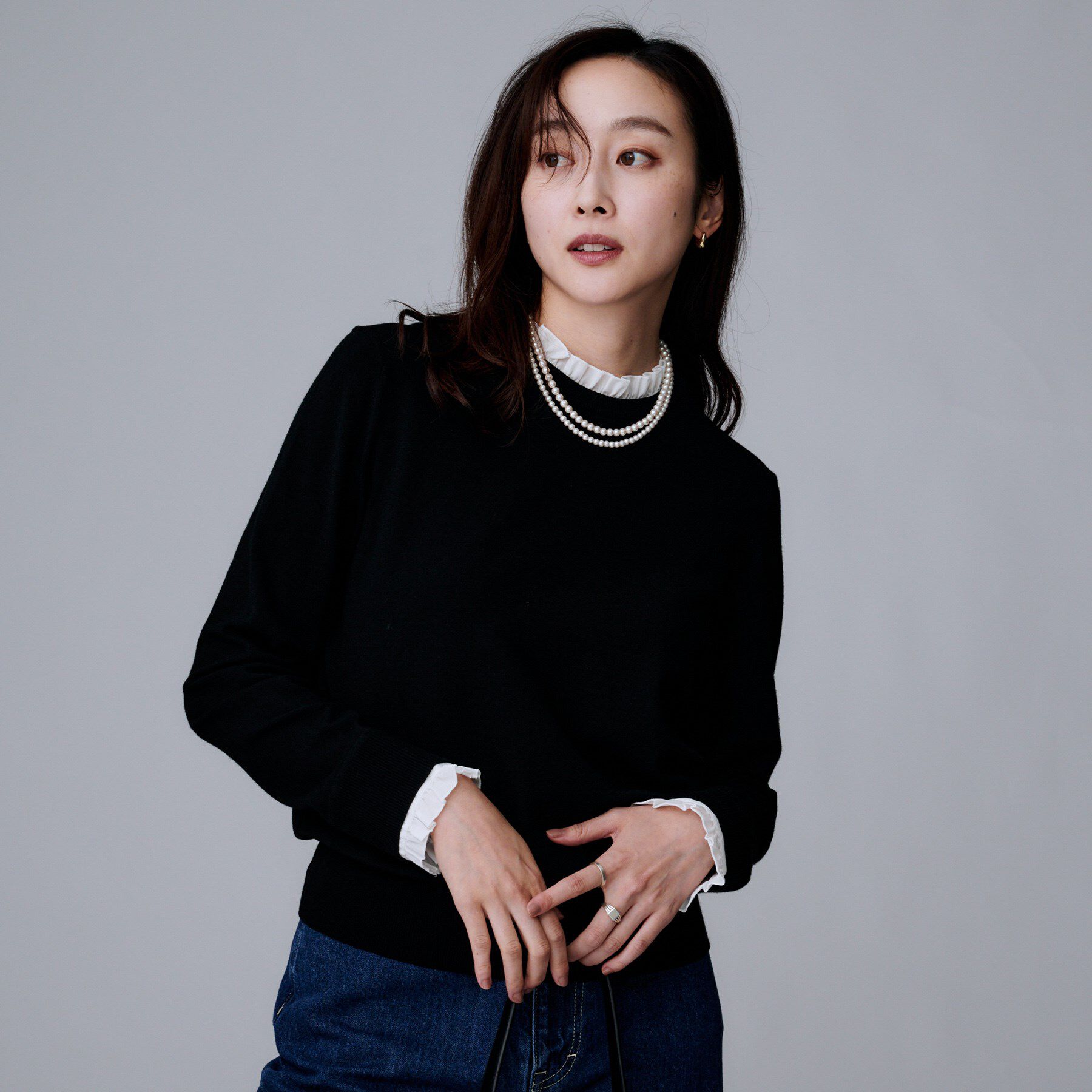 UNTITLED「【フリル取り外し可/きれいめエレガント】フリルシャツレイヤード風ニット」|ニット・セーター|