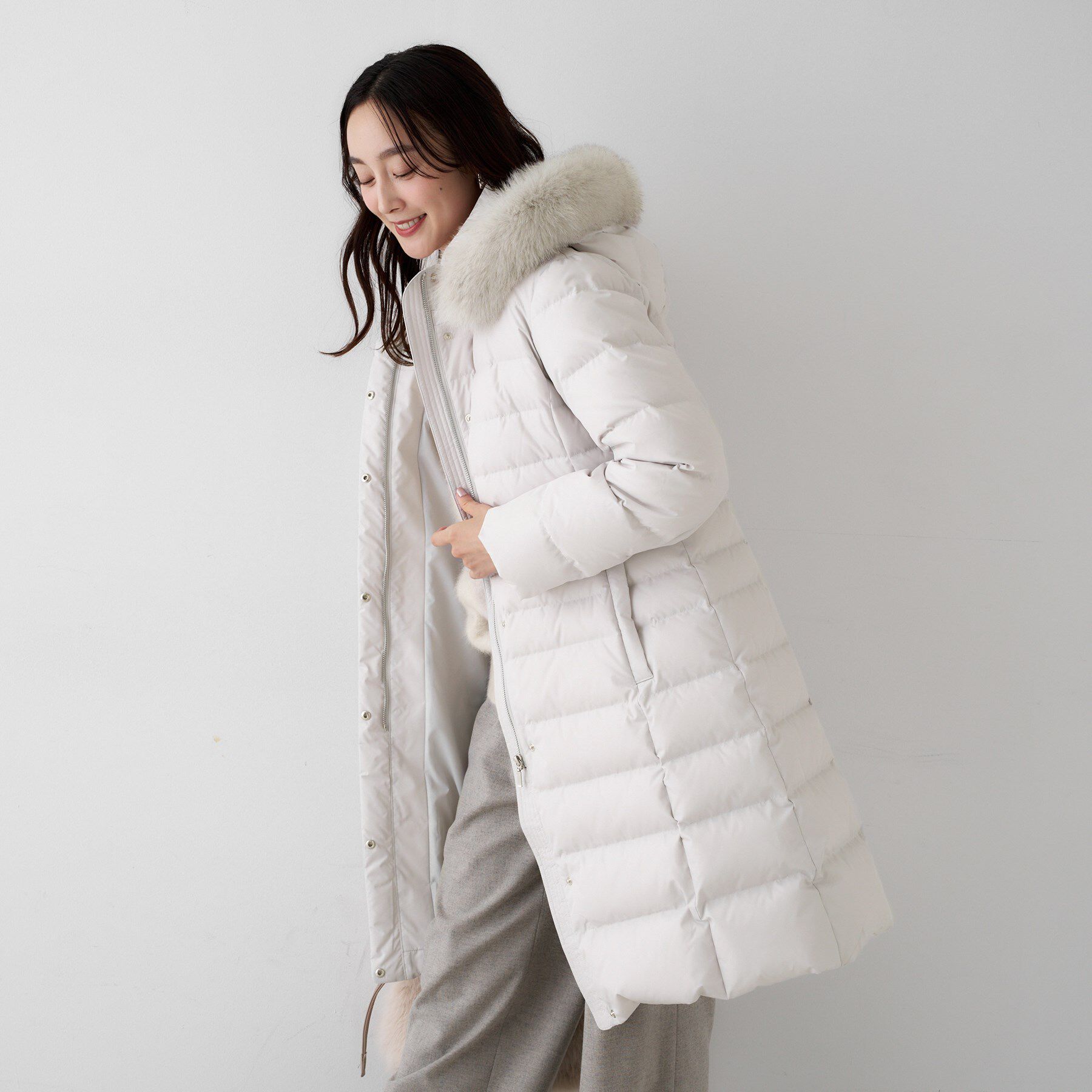 UNTITLED「【はっ水機能/フード取り外し可/防寒】ロングダウンコート」|ダウン|