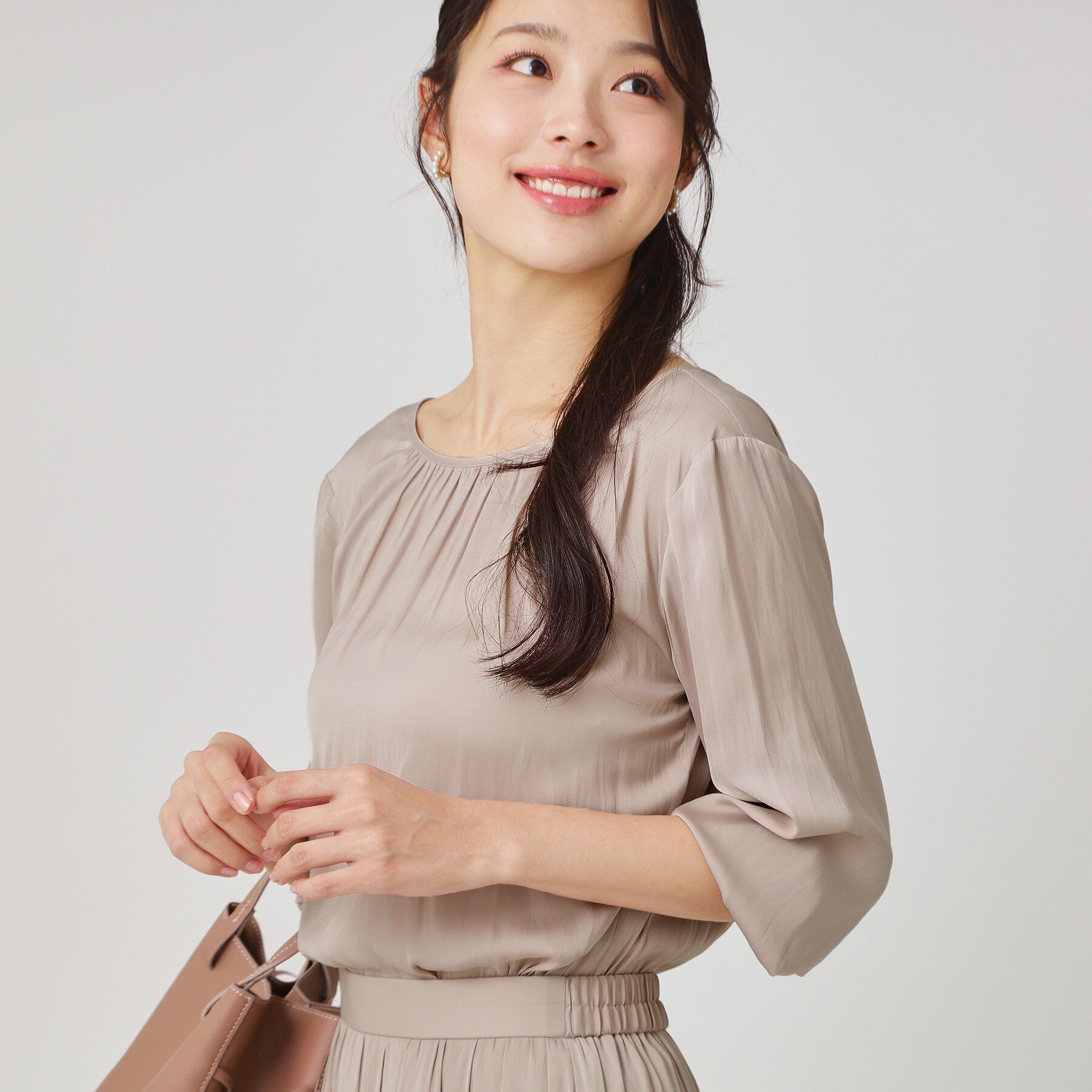 COUP DE CHANCE「【手洗い可／セットアップ可】エアリーなギャザーブラウス」|シャツ・ブラウス|グレージュ(050)