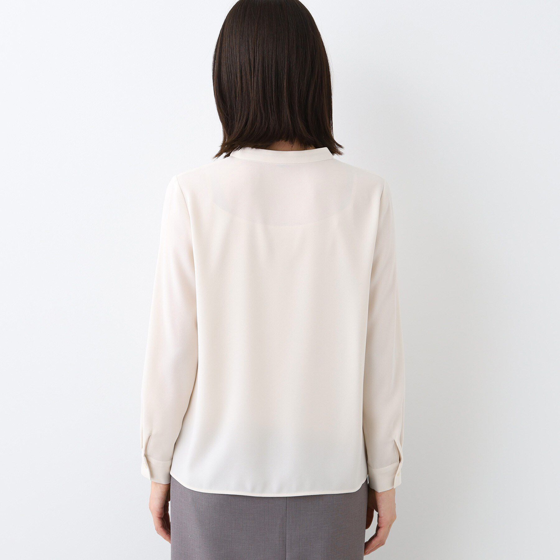 INDIVI「【洗える／UVケア】ヨークフリルブラウス」|シャツ・ブラウス|