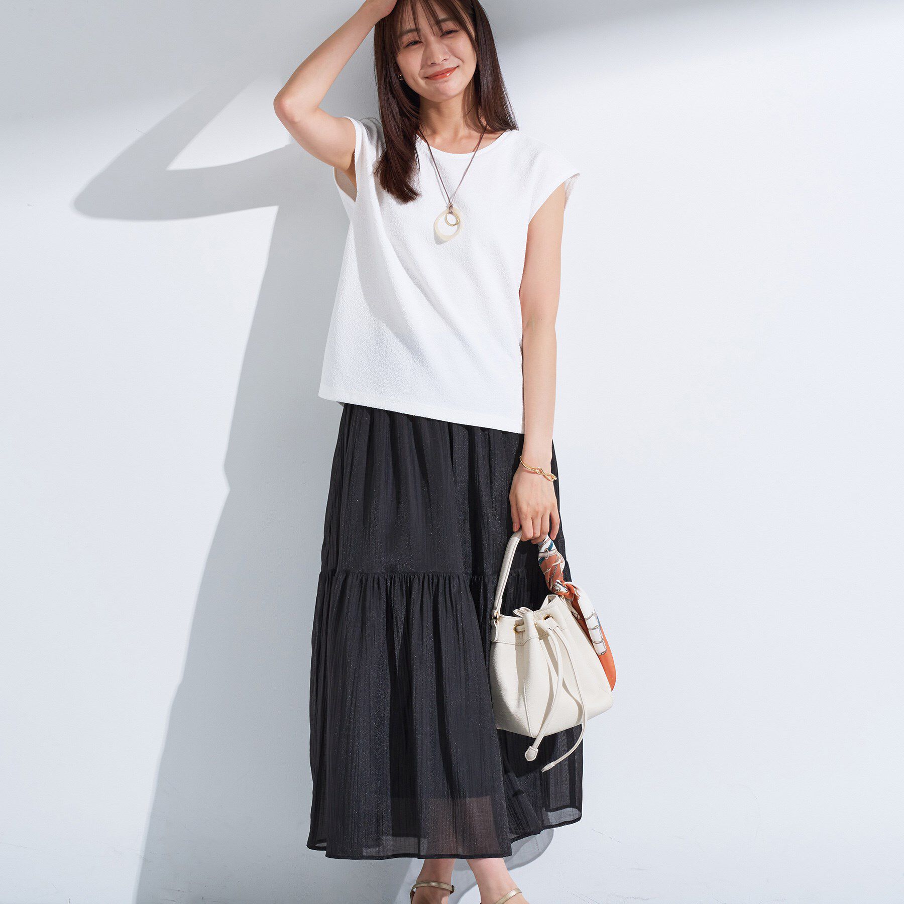 INDIVI「【2点セット／着回し◎】ノースリーブ＆ティアードスカート カセット服」|ワンピース|ブラック(519)