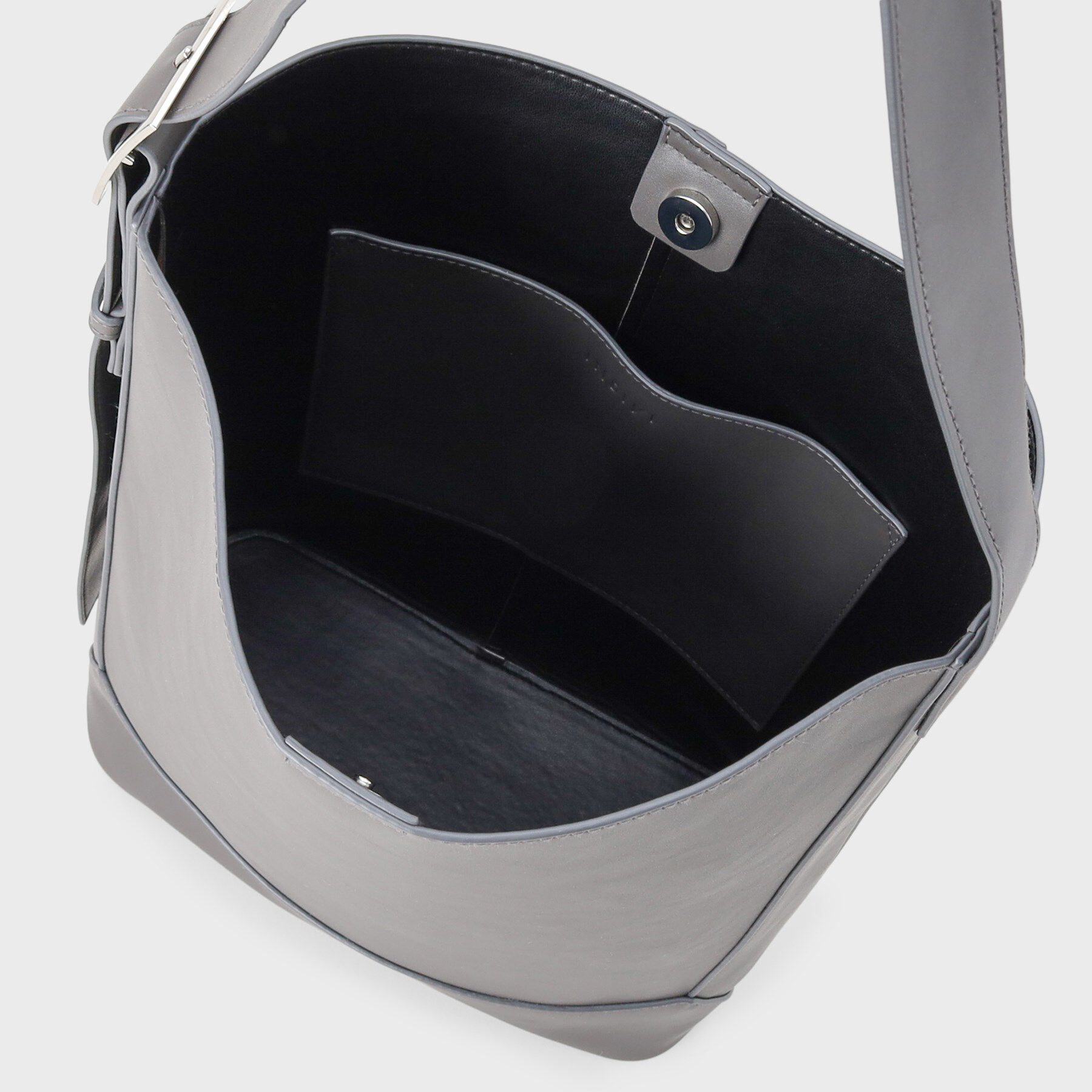 INDIVI「【A4サイズ対応】ワンショルダートートバッグ」|トートバッグ|