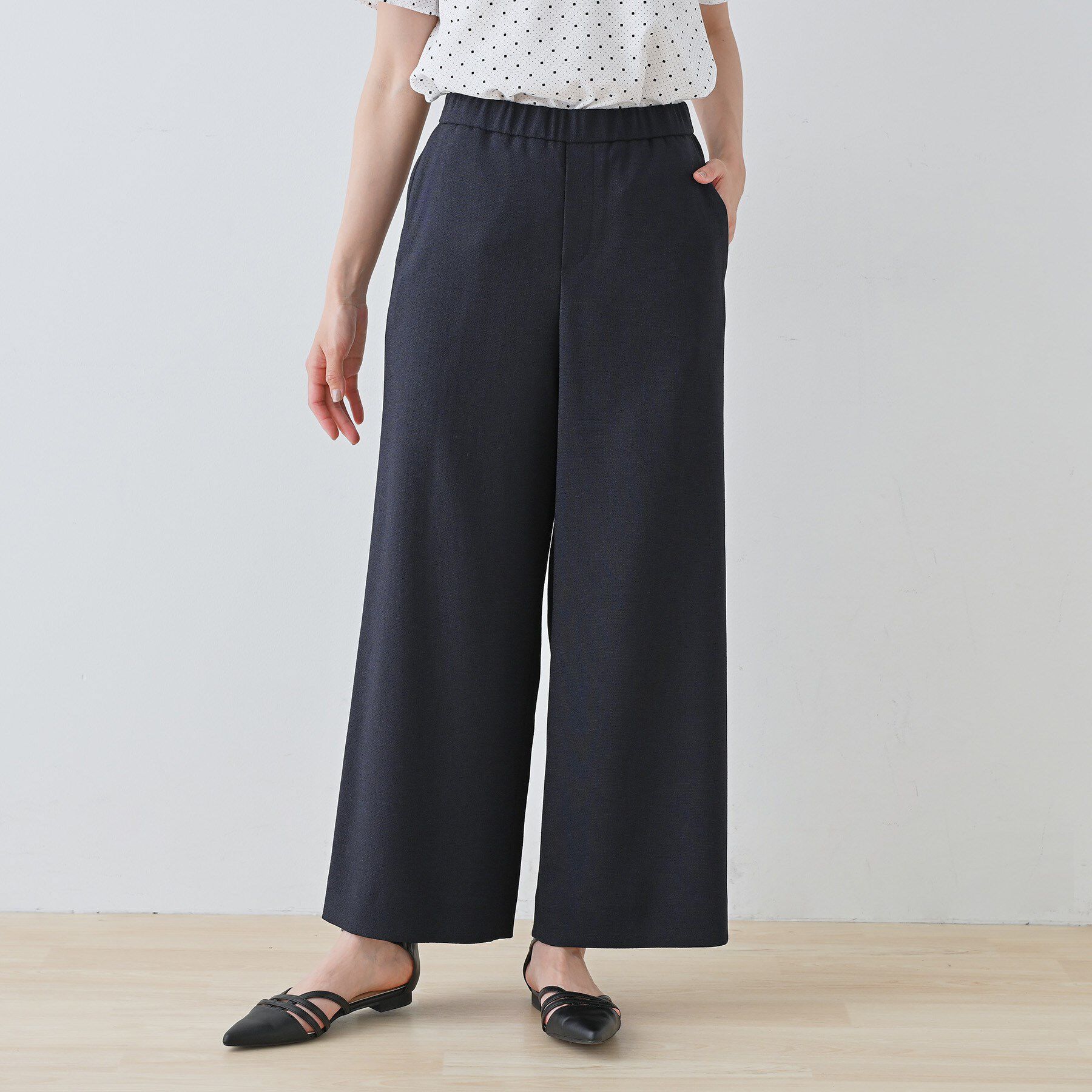 INDIVI「【通勤スーツ】ドライタッチワイドパンツ」|スーツ|ネイビー(094)