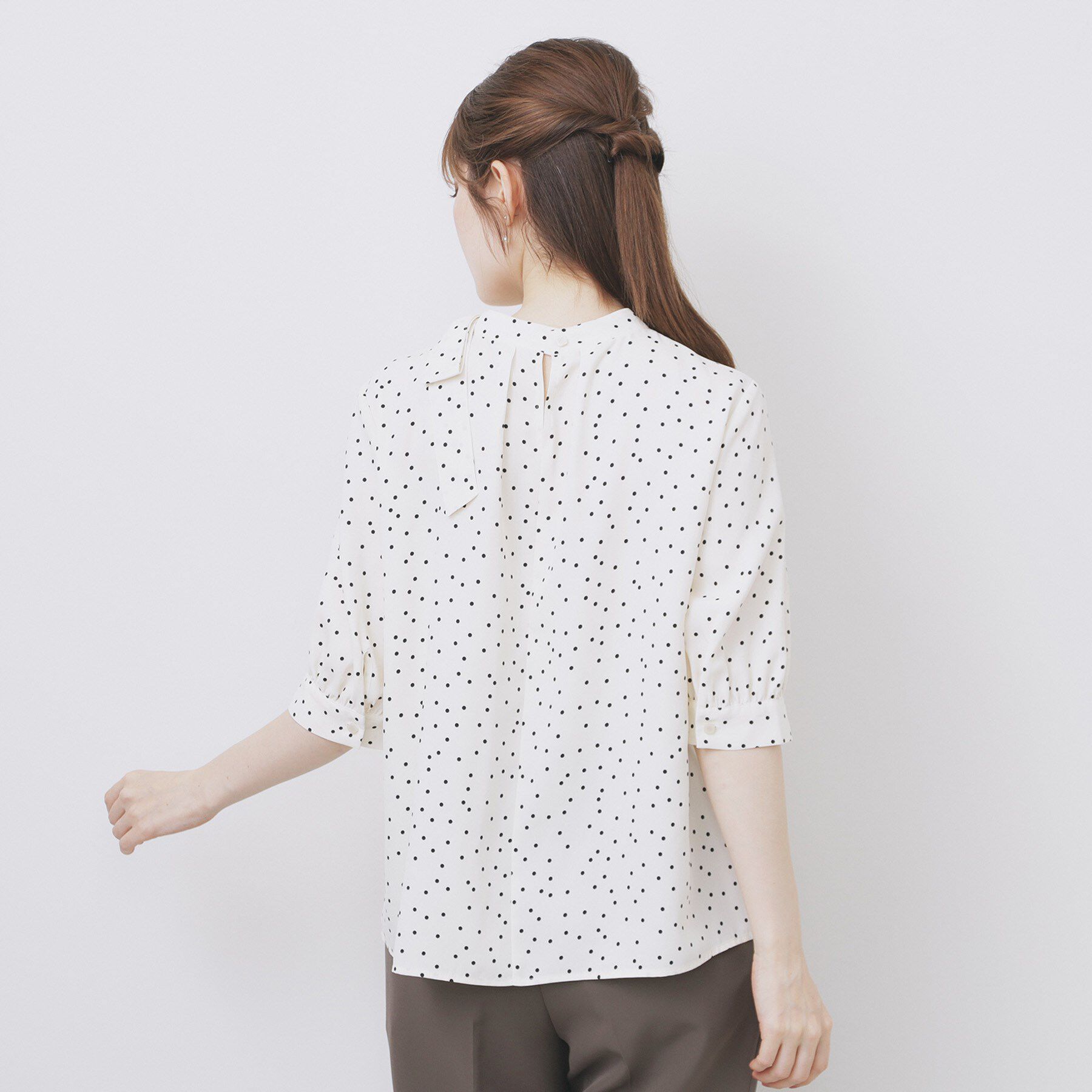 index「ロールカラーアシメフリルリボンブラウス【洗濯機洗い可/イージーアイロン】」|シャツ・ブラウス|