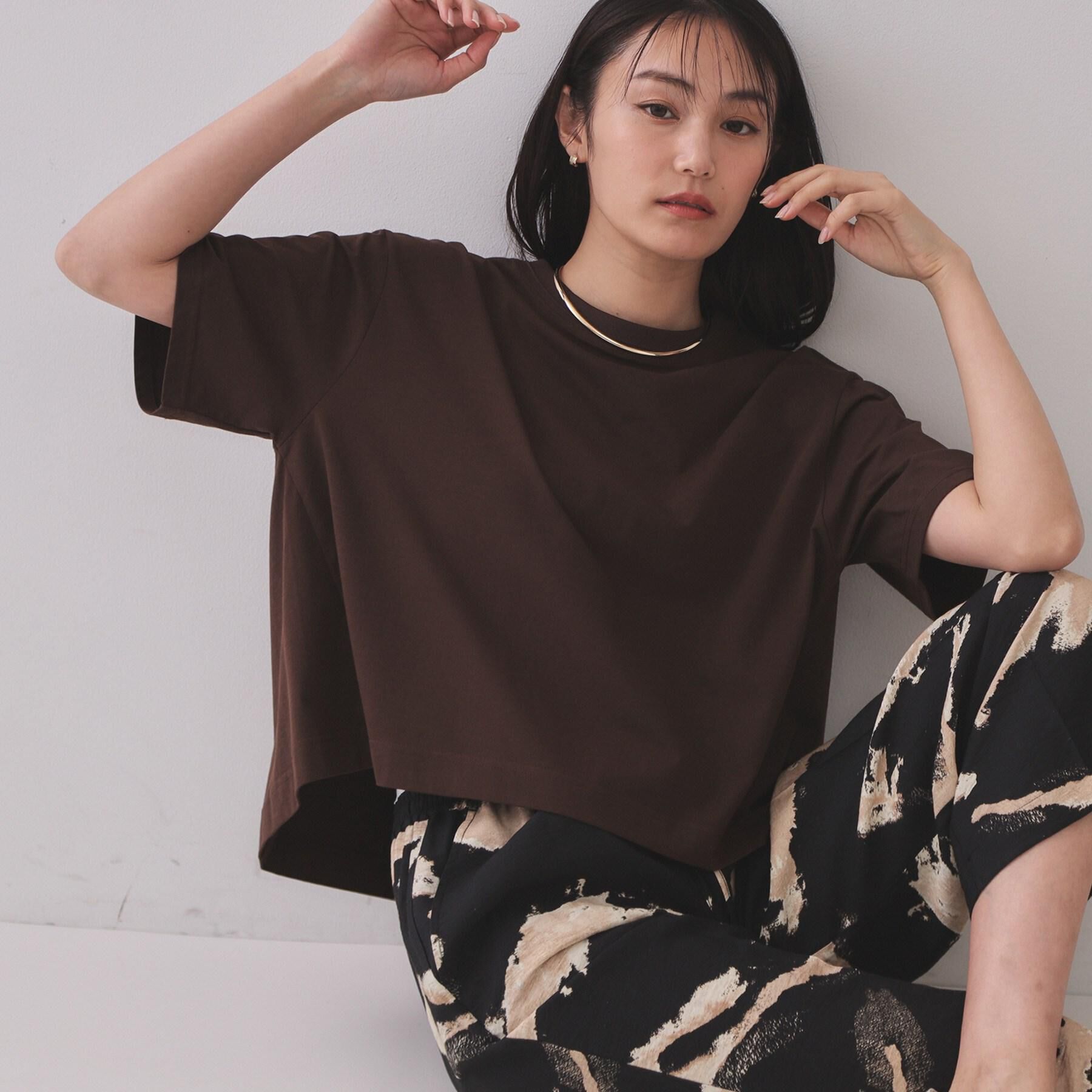 OPAQUE.CLIP「バックフレアショートTシャツ【洗濯機洗い可】」|Tシャツ・カットソー|