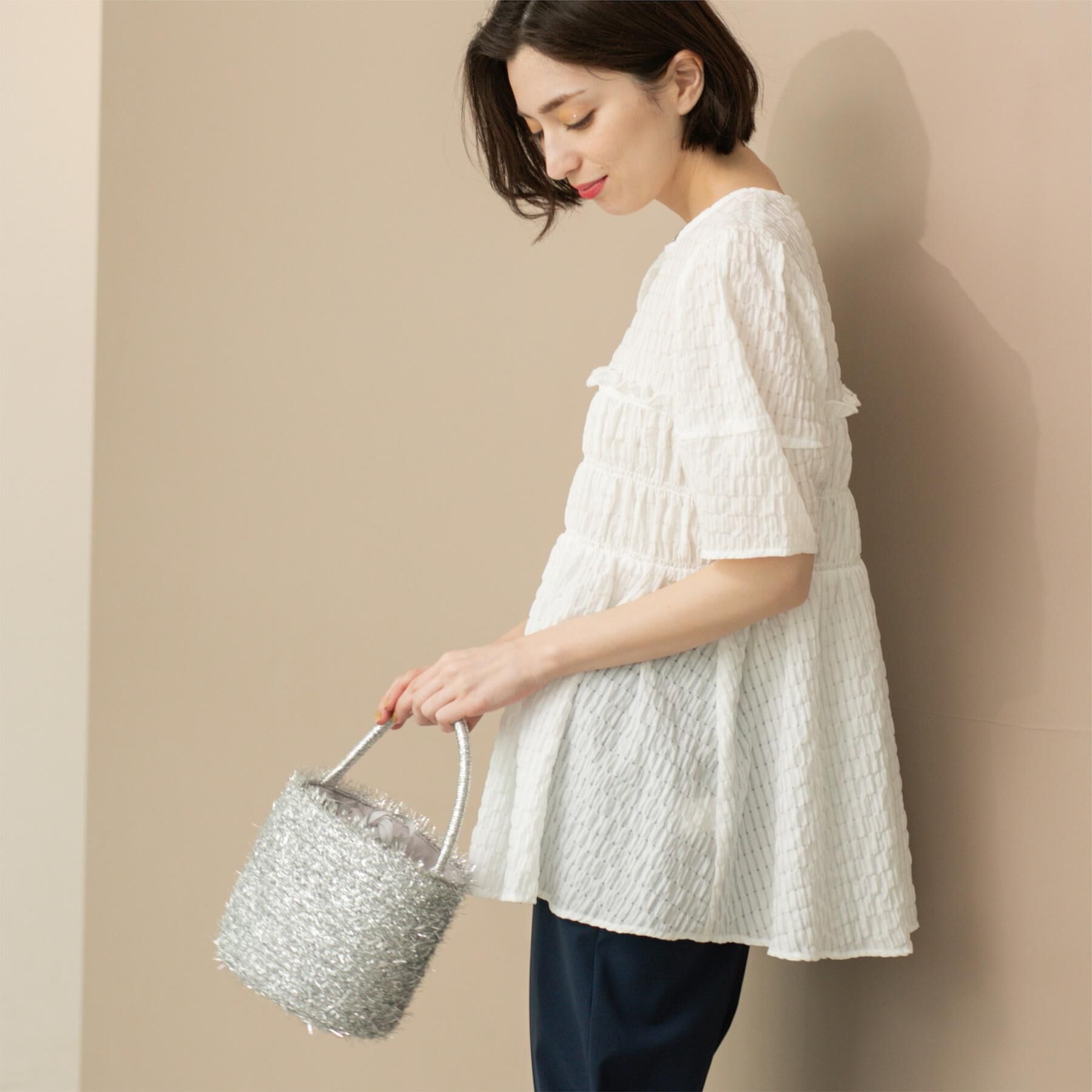 OPAQUE.CLIP「シャーリングペプラムブラウス【洗濯機洗い可】」|シャツ・ブラウス|ホワイト(001)