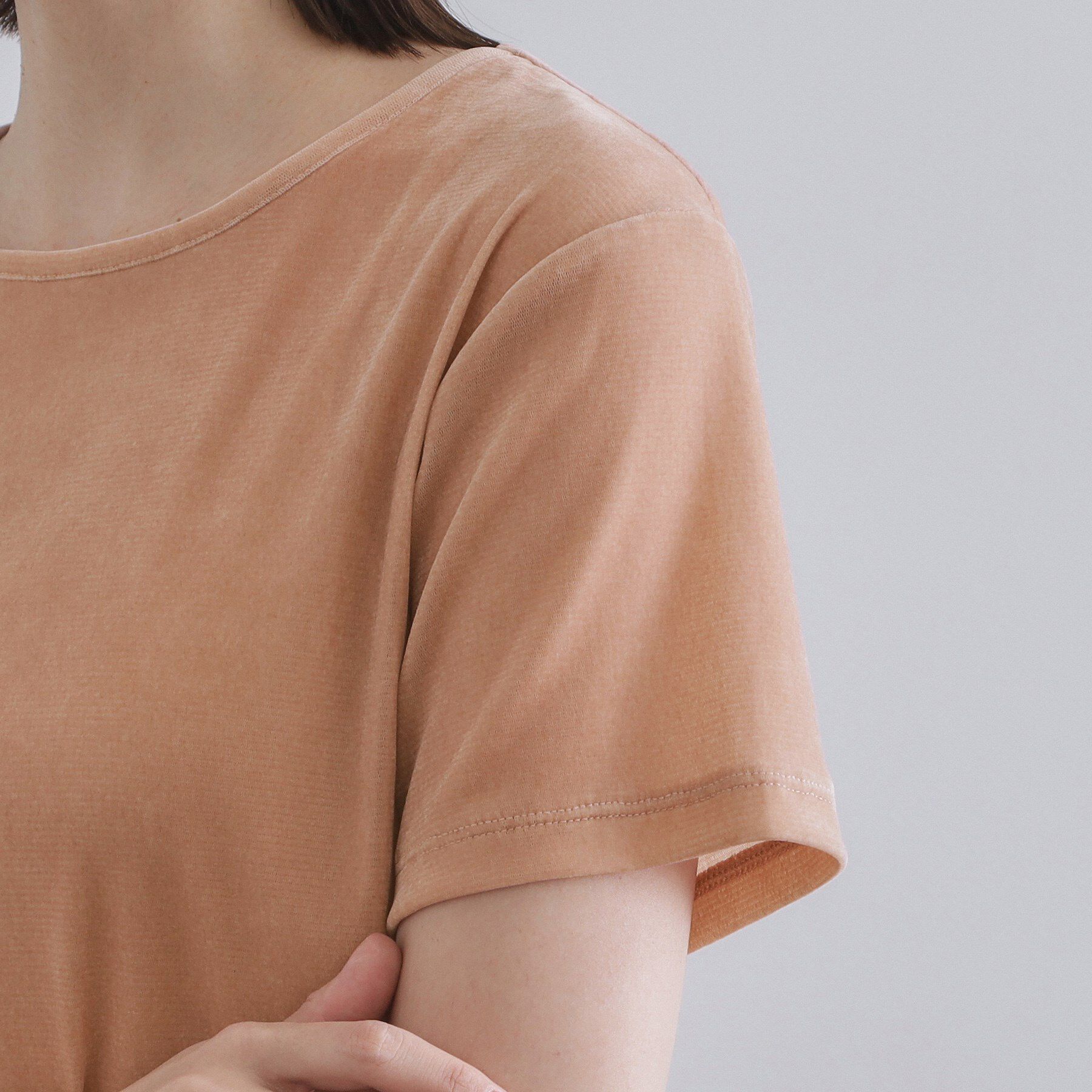 OPAQUE.CLIP「フロッキーチュールTシャツ【洗濯機洗い可】」|Tシャツ・カットソー|