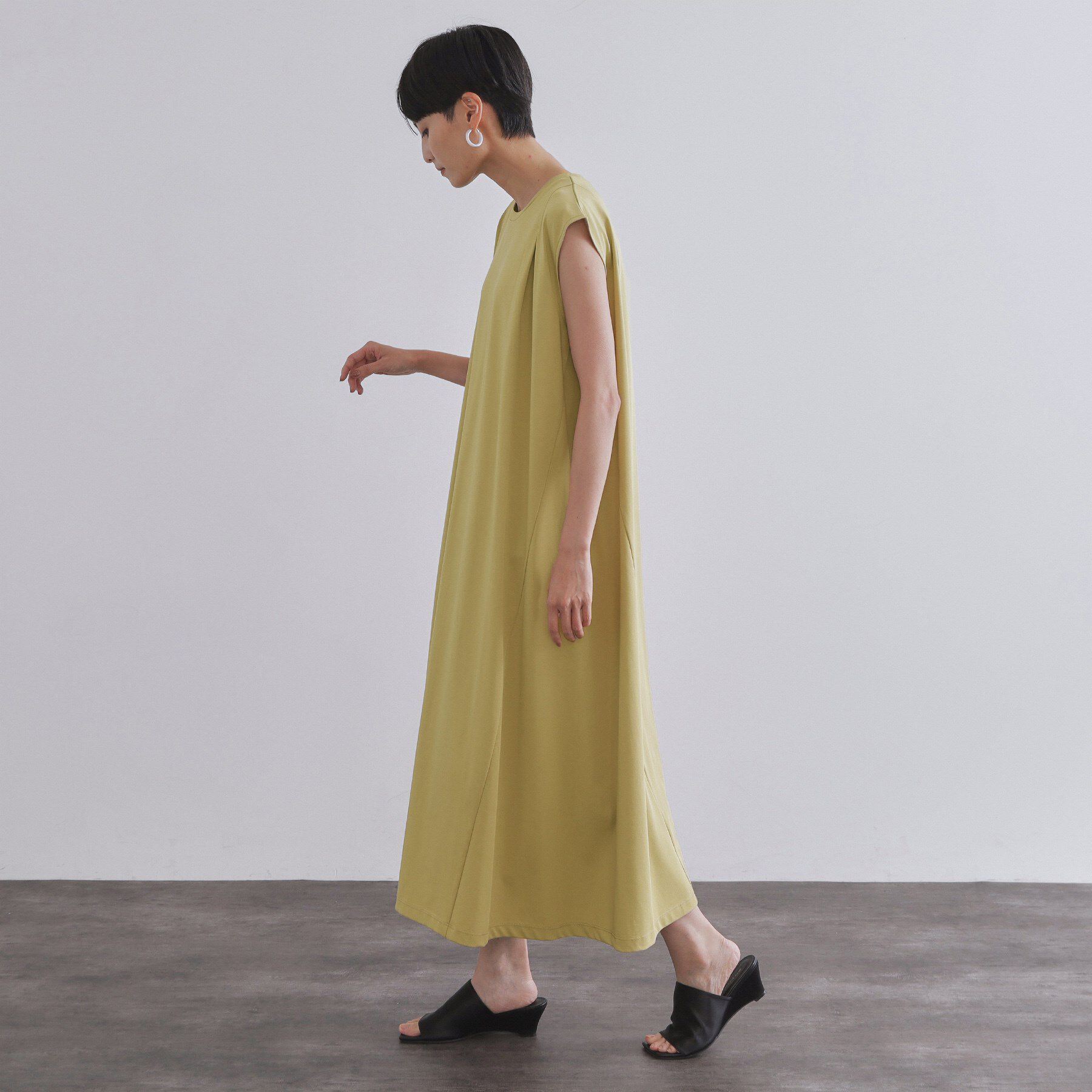 OPAQUE.CLIP「カットソーフレアワンピース【接触冷感/洗濯機洗い可】」|ワンピース|