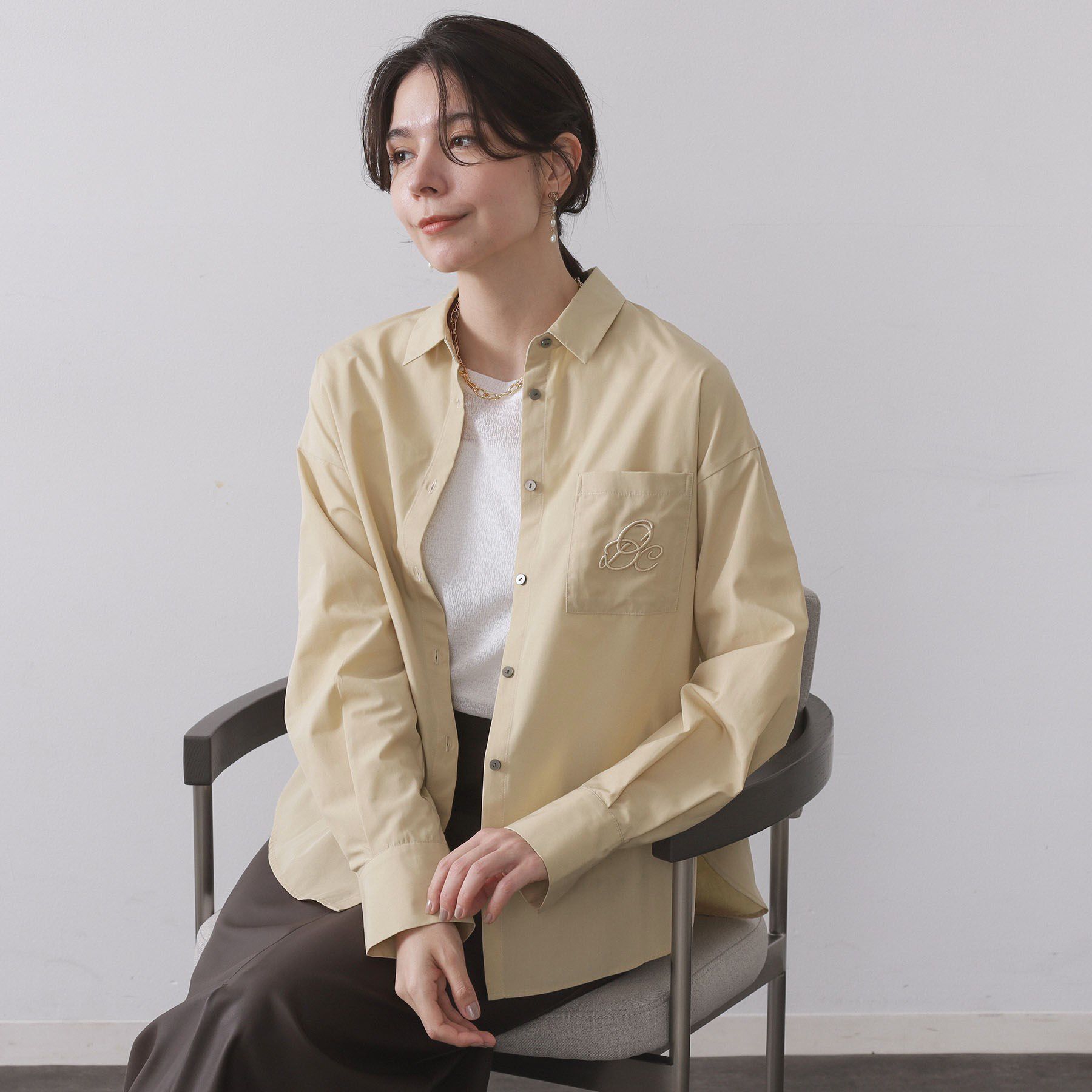 OPAQUE.CLIP「ポケット刺繍レギュラーカラーシャツ【洗濯機OK】」|シャツ・ブラウス|ベージュ(052)