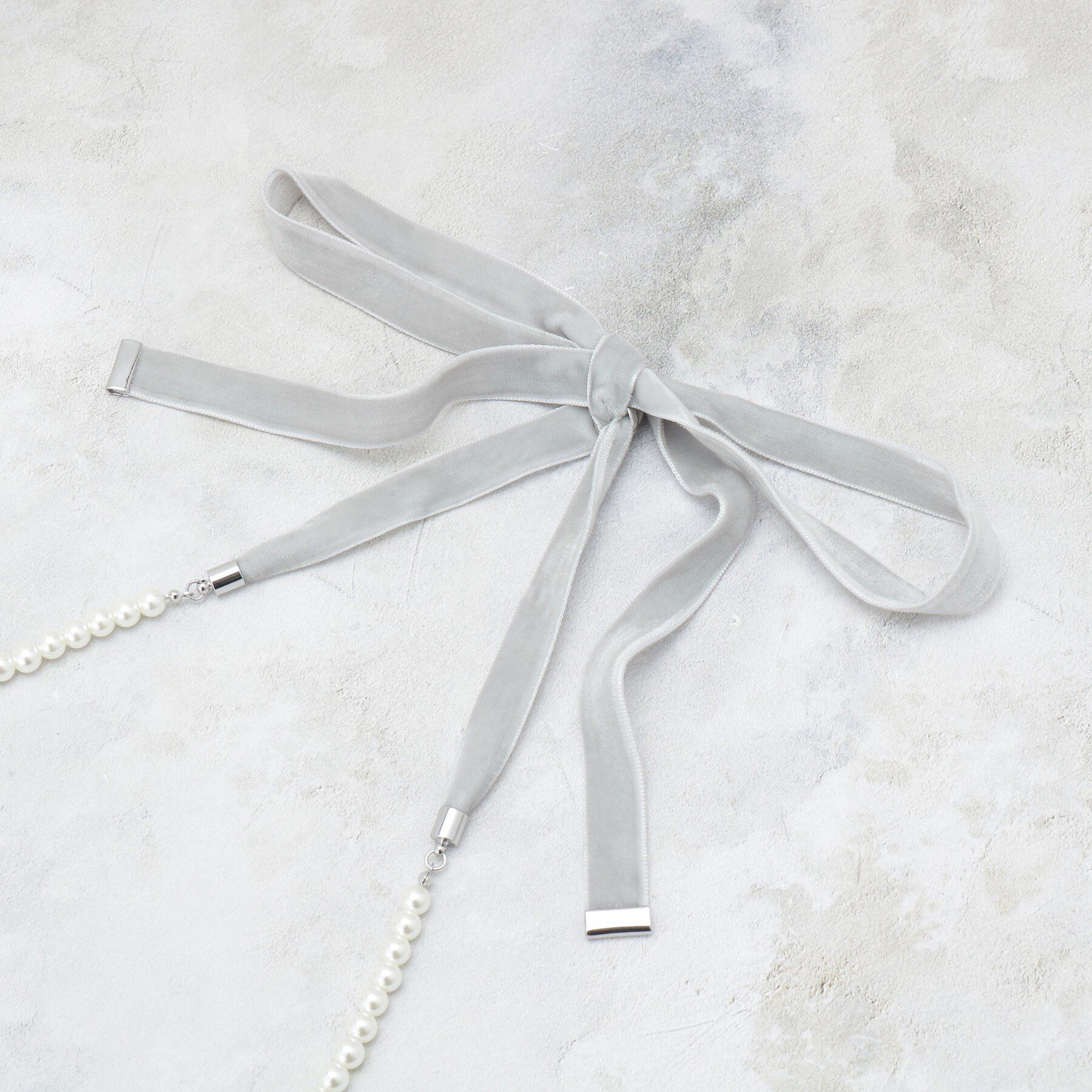 OPAQUE.CLIP「パール調ベロアラリエット風ネックレス」|ネックレス|