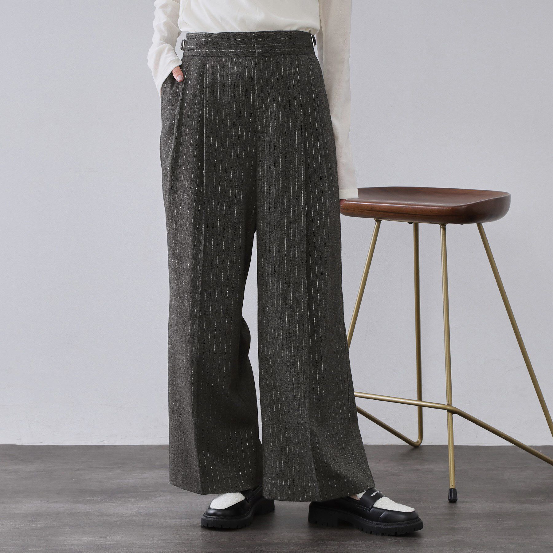 OPAQUE.CLIP「ラメストライプワイドパンツ【洗濯機OK】」|その他|チャコールグレー(3