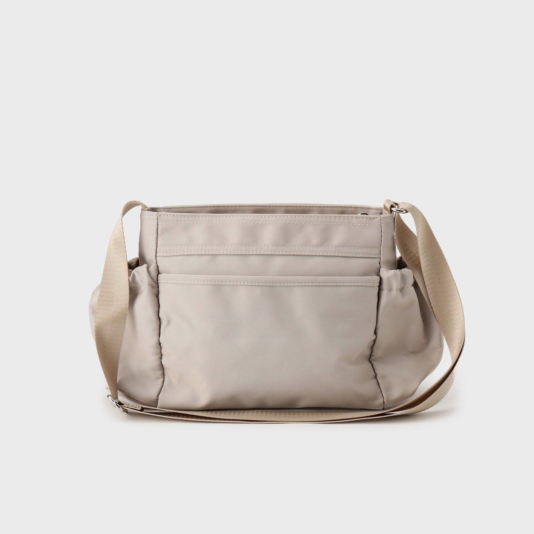 OPAQUE.CLIP「フロントポケット3層デザインショルダーバッグ【マルチポケット】」|ショルダー・メッセンジャー|