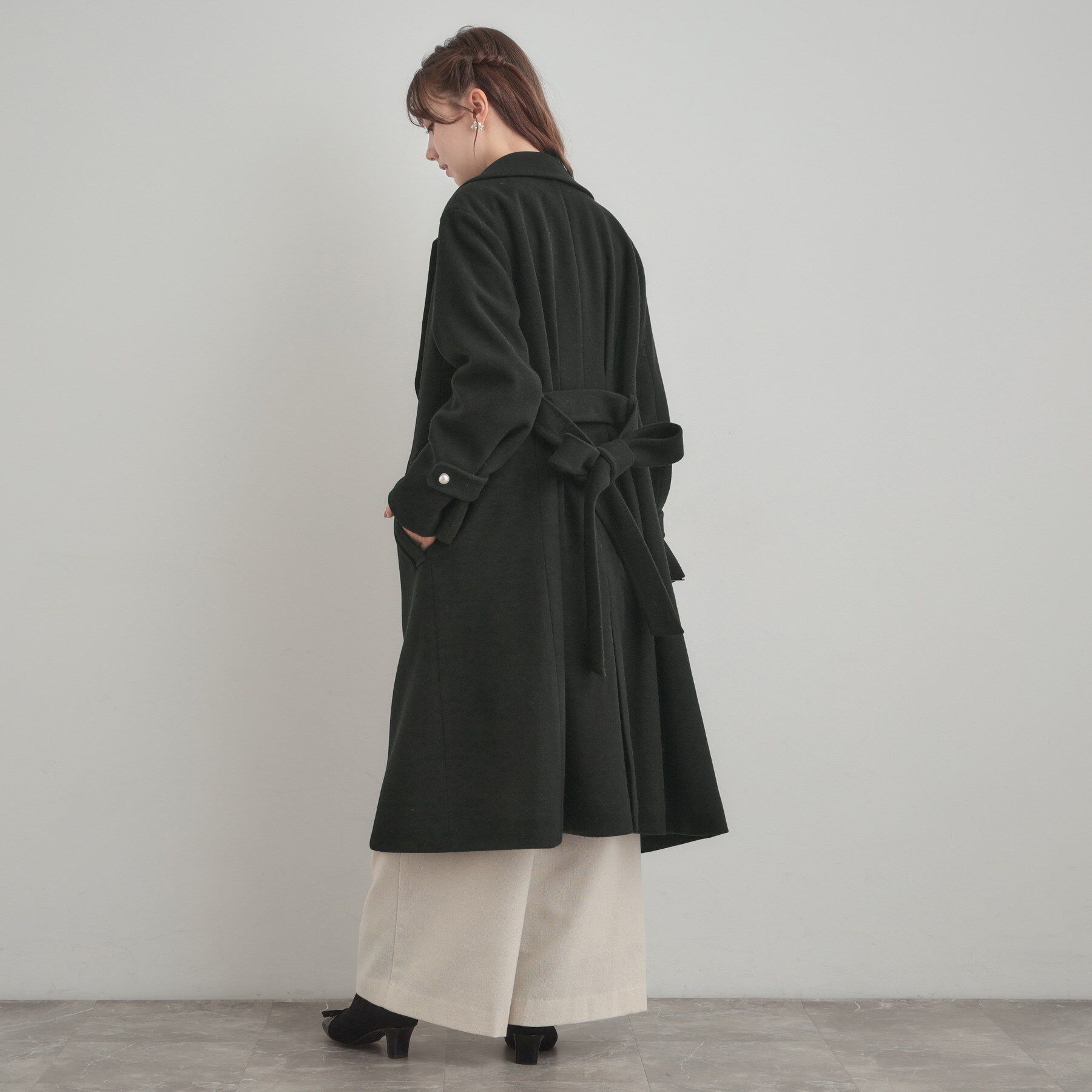 Couture broach「【大人上品・ベルト付き】パール調釦チェスターコート」|チェスターコート|