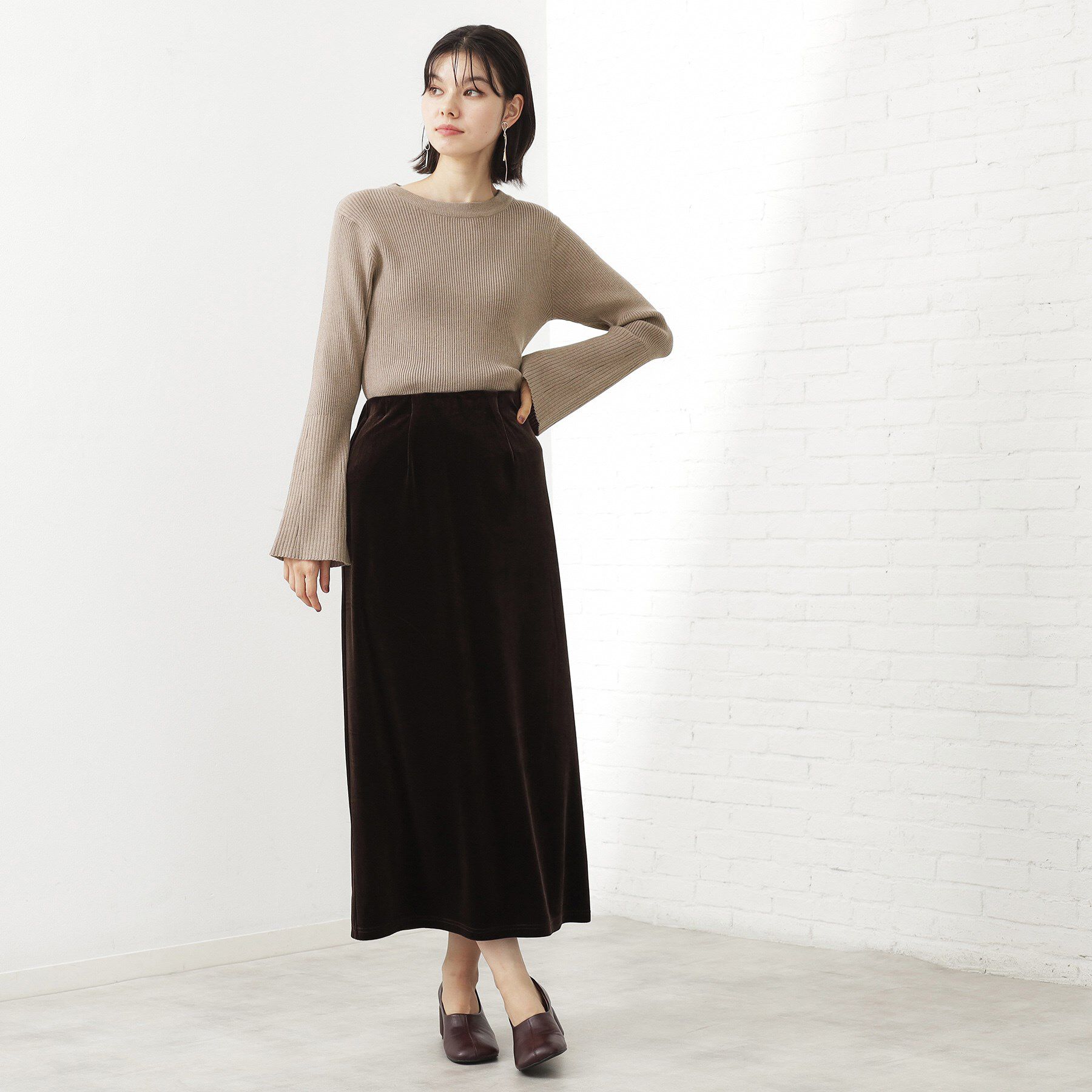 THE SHOP TK「【品よく魅せる】フレアスリーブ リブニット/毛玉になりにくい/静電気防止/洗濯機OK」|ニット・セーター|