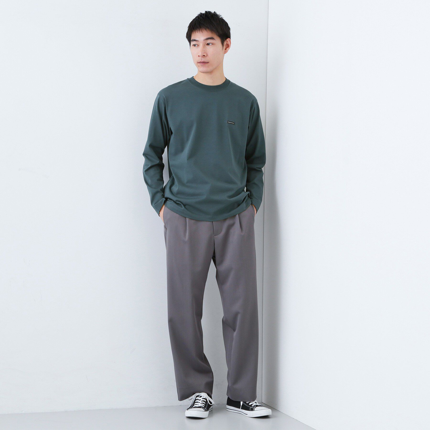 THE SHOP TK「【スタイルを選ばず着られる】ワンポイント 長袖Tシャツ 洗濯機OK/UVカット/毛玉になりにくい」|Tシャツ・カットソー|