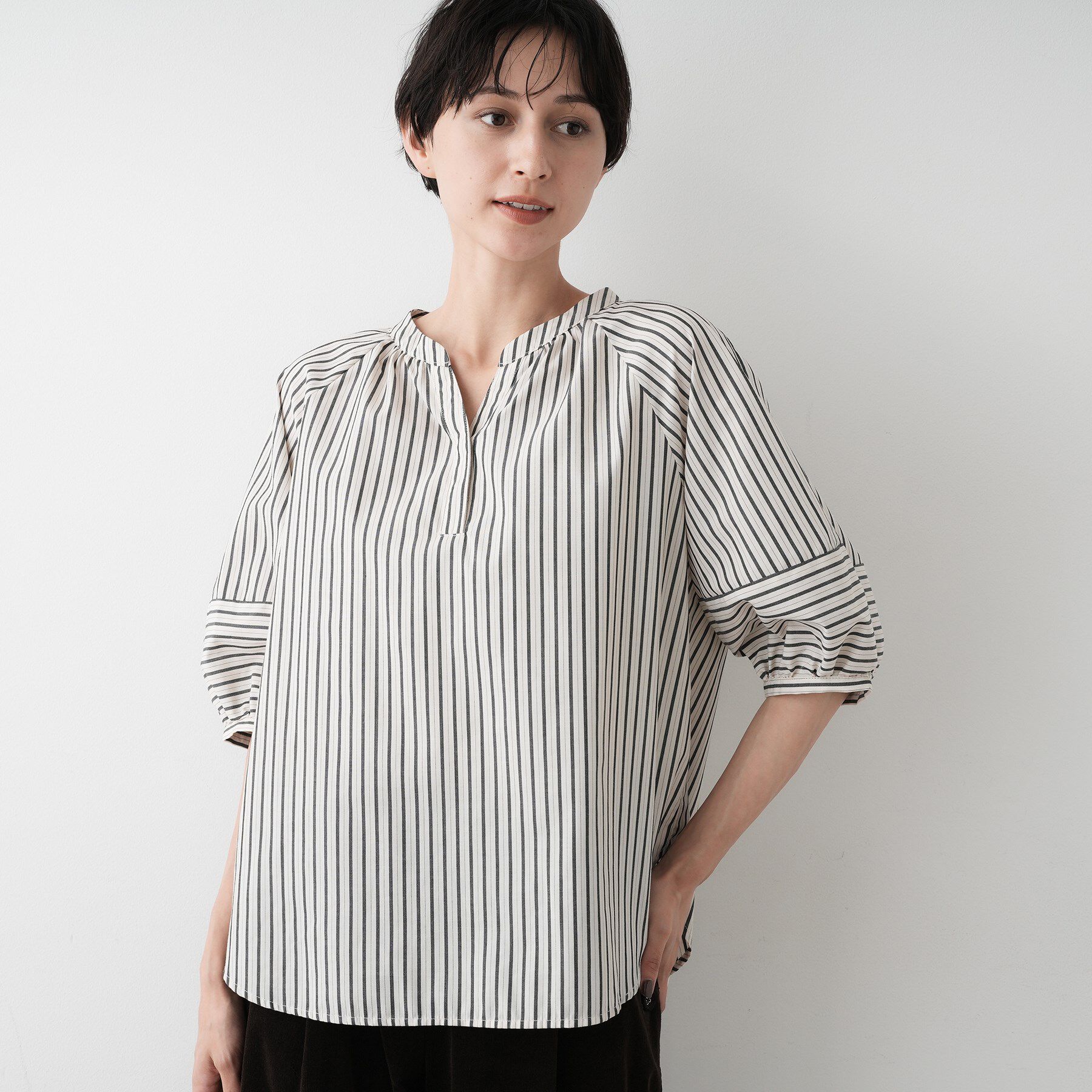 Dessin「【洗える/五分袖】ランタンスリーブスキッパーネックブラウス」|シャツ・ブラウス|