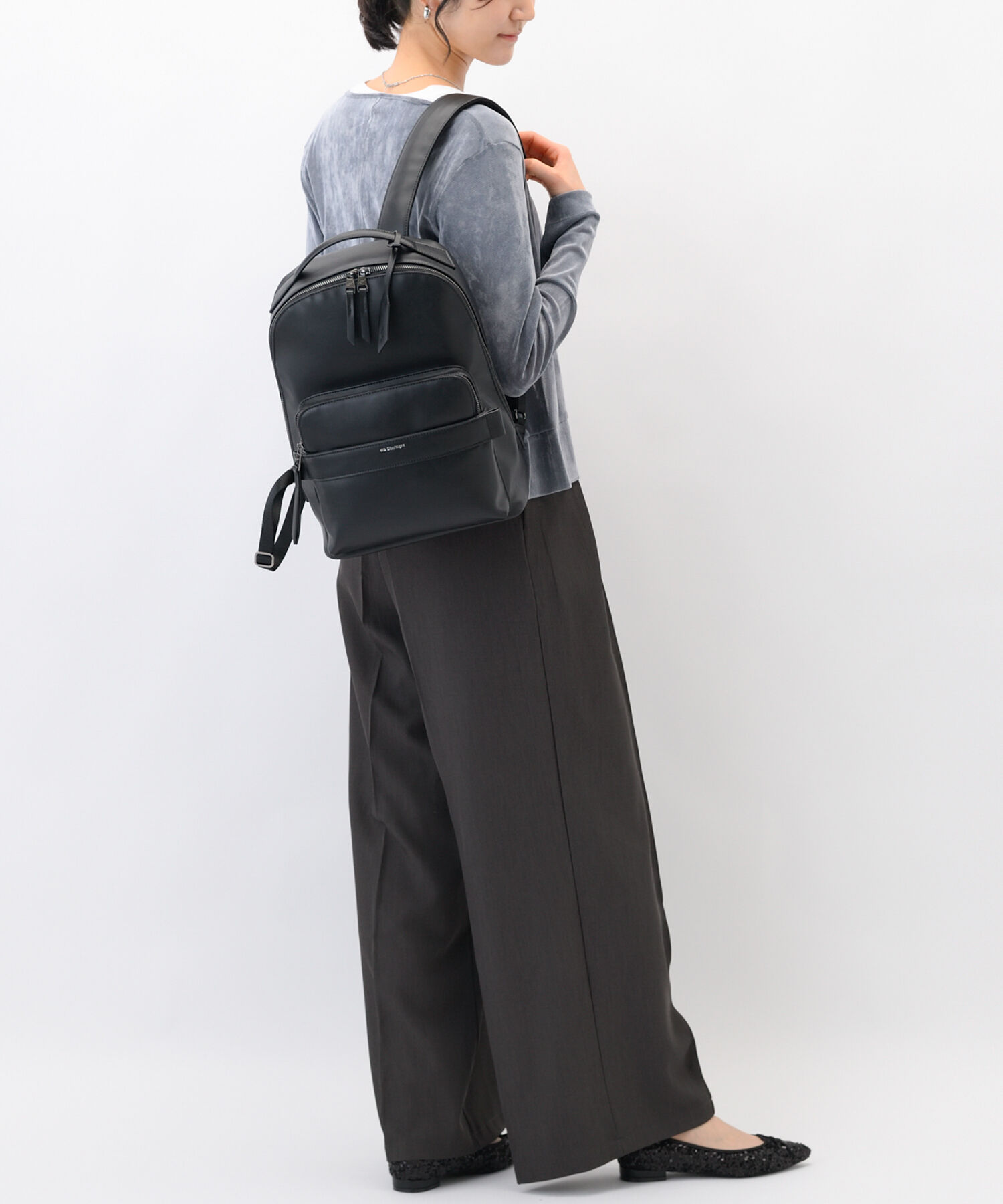 W&.Day/Night「W&.Day/Night ティルカ ラウンドリュック A4サイズ 13.3インチPC収納 19181」|リュック|